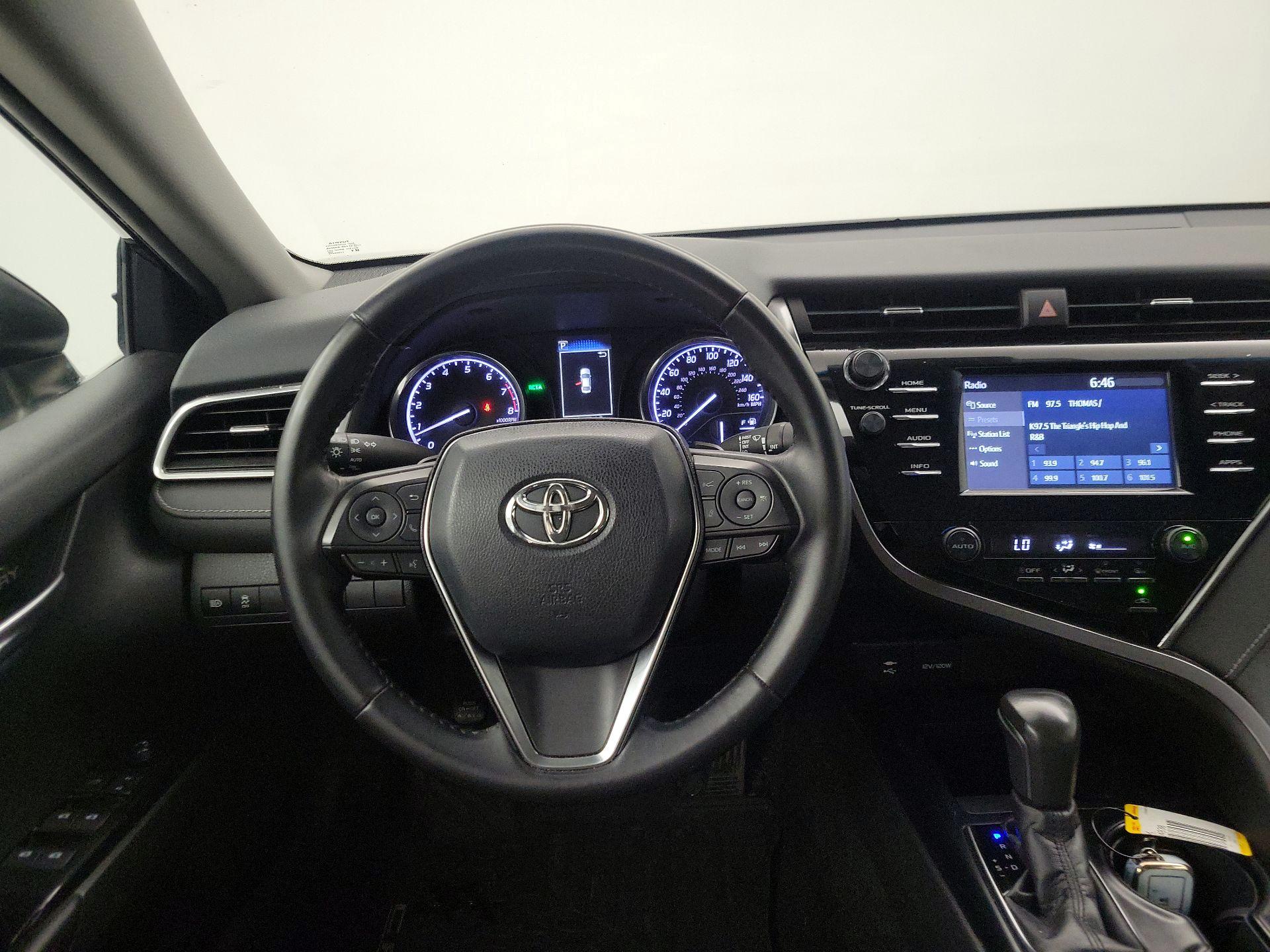 Thumbnail: 2018 Toyota Camry - 10