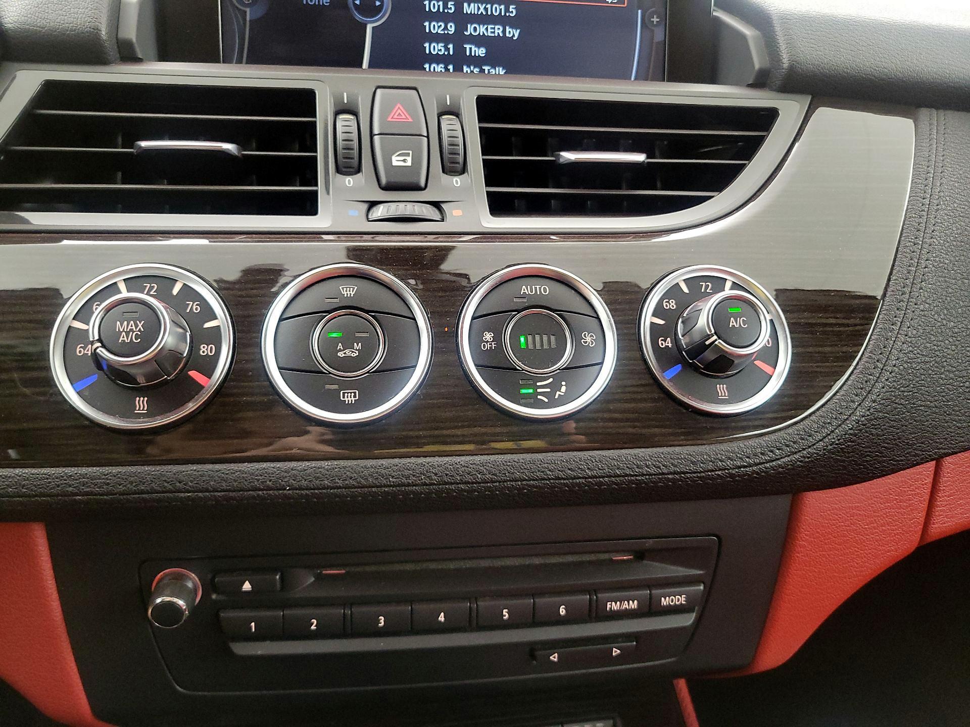 Thumbnail: 2015 BMW Z4 - 16
