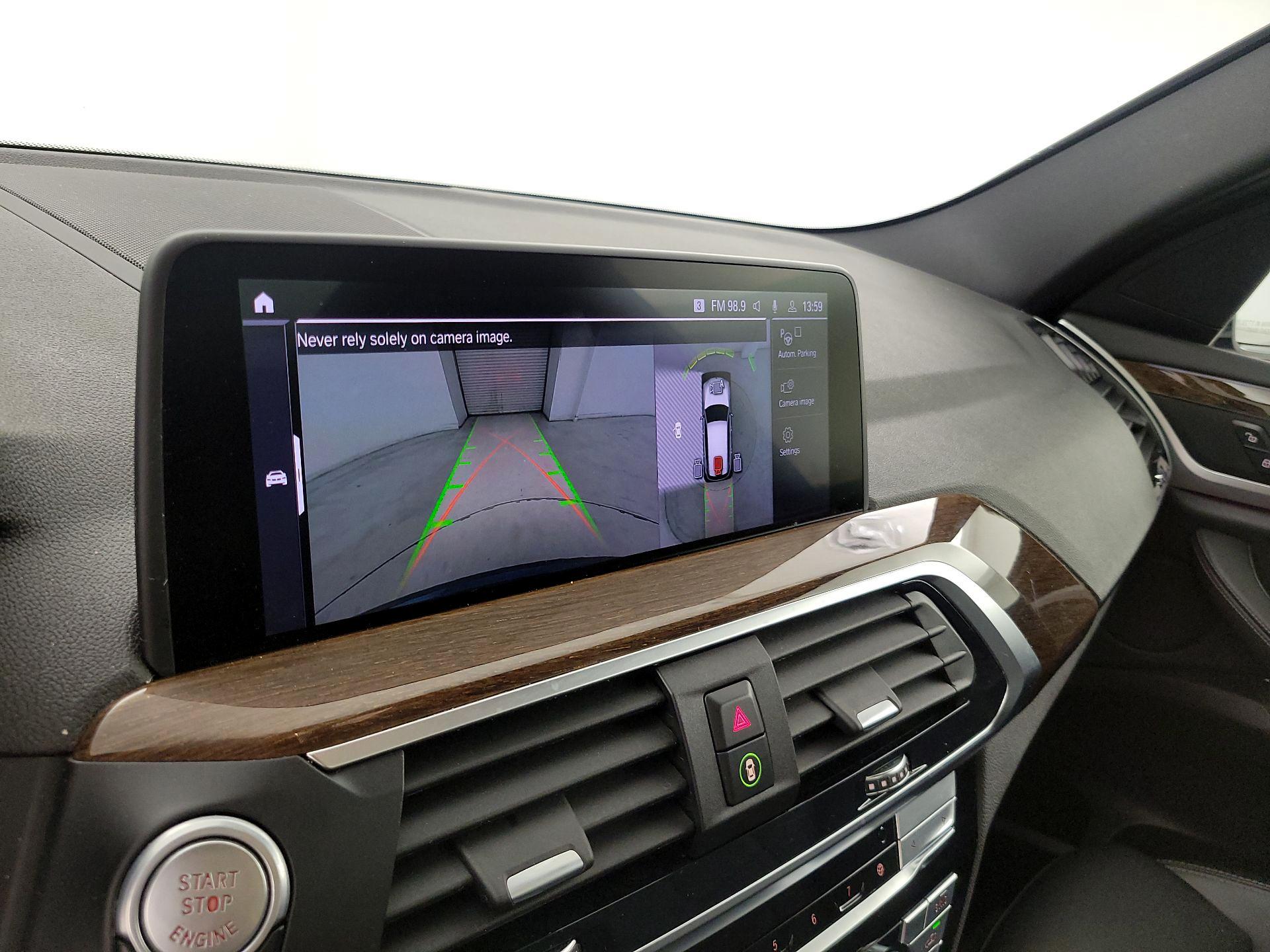 Thumbnail: 2021 BMW X3 - 15