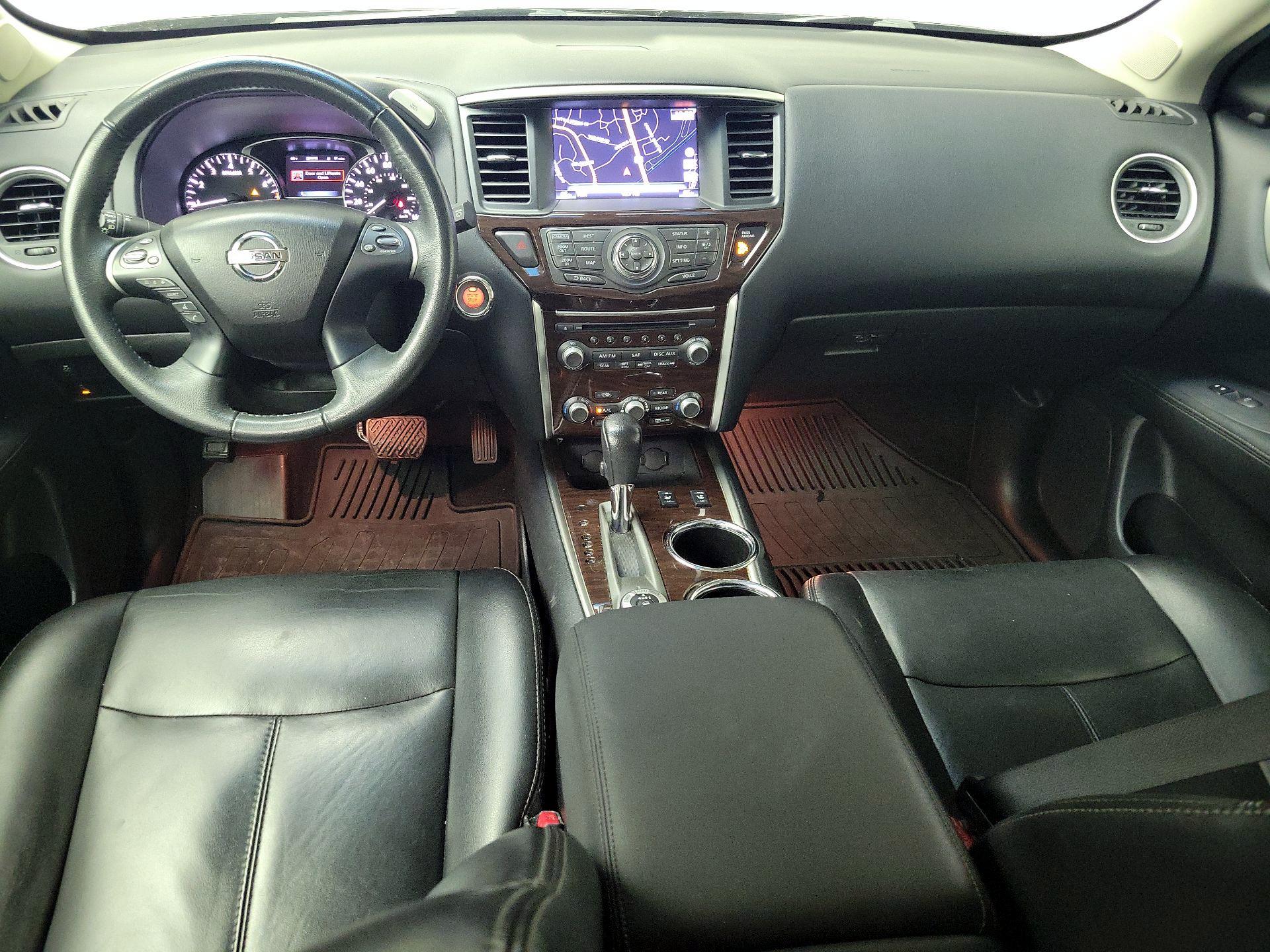 Thumbnail: 2015 Nissan Pathfinder - 9