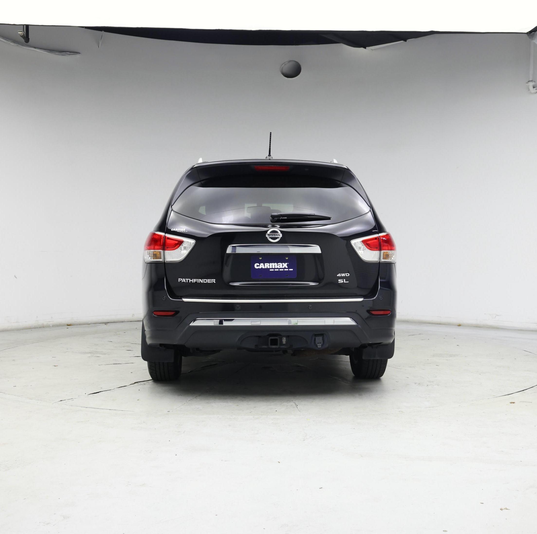 Thumbnail: 2015 Nissan Pathfinder - 6