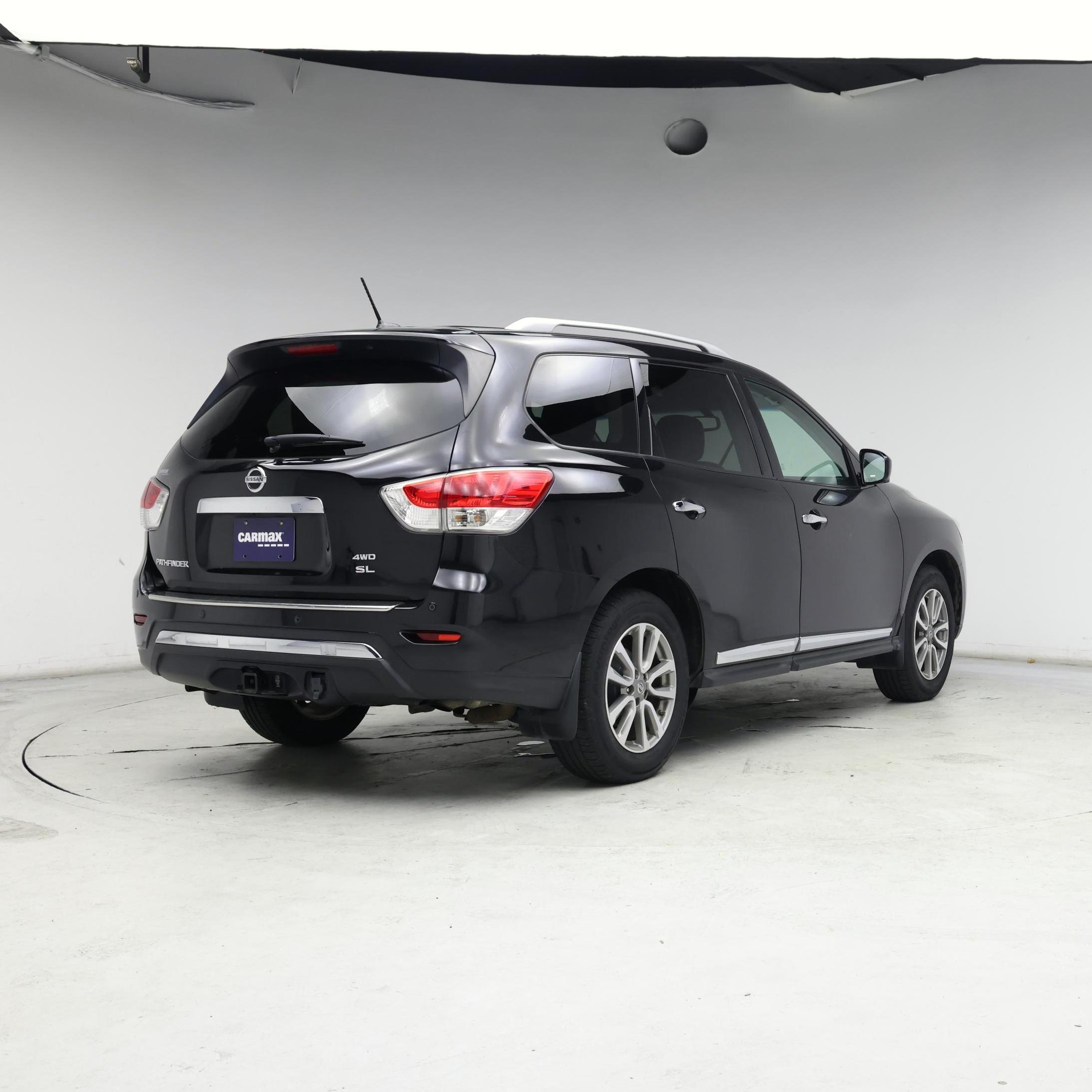 Thumbnail: 2015 Nissan Pathfinder - 8