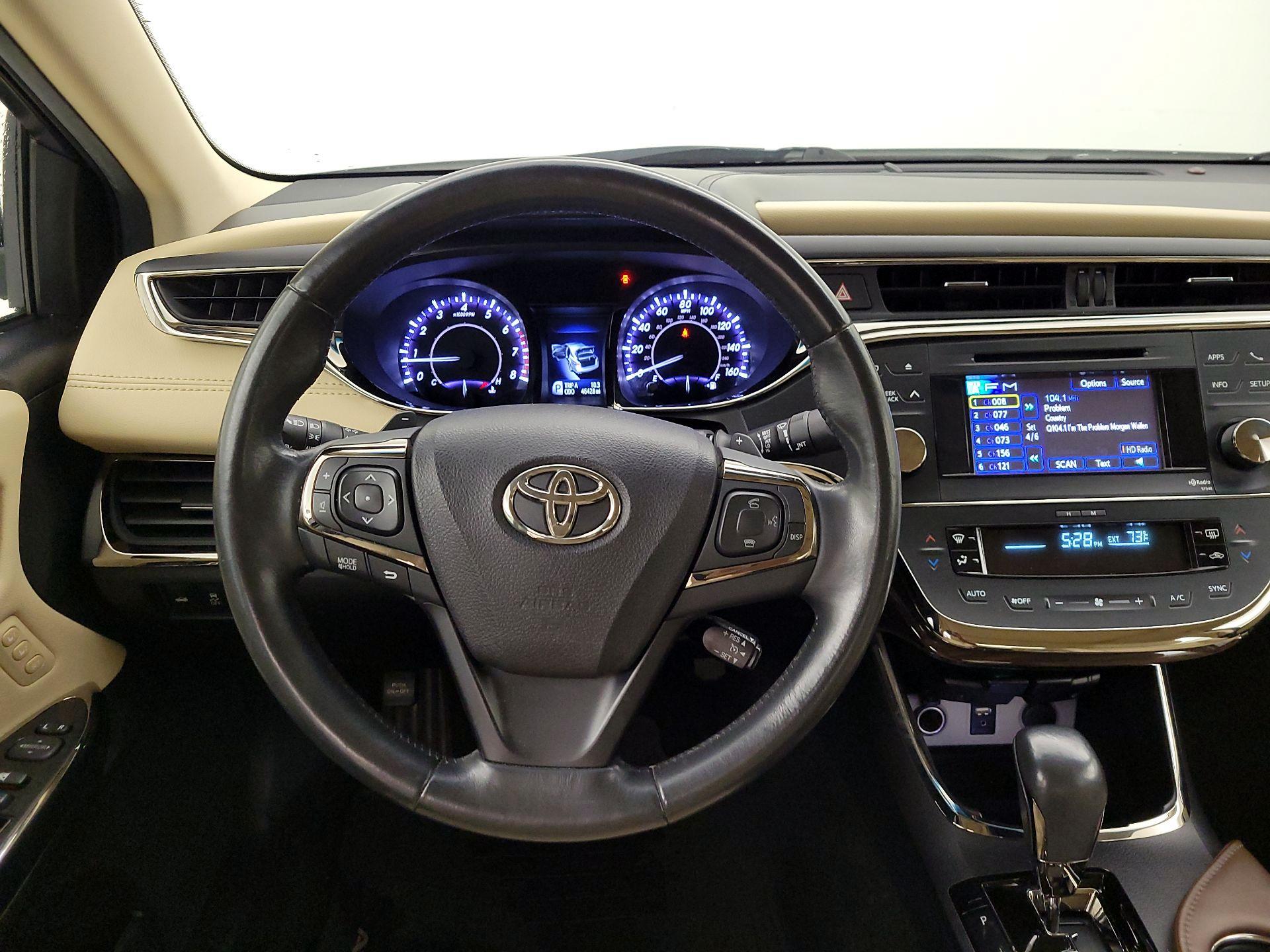 Thumbnail: 2014 Toyota Avalon - 10