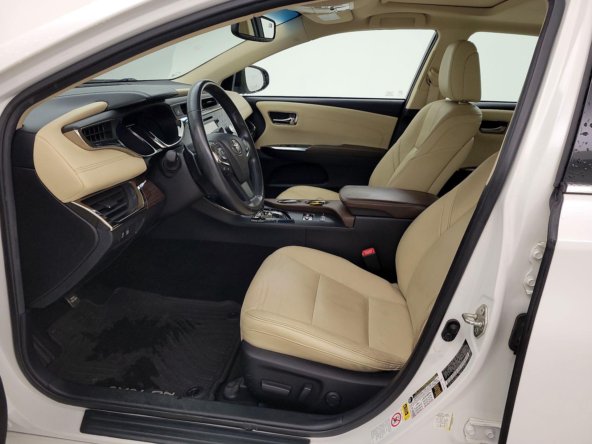 Thumbnail: 2014 Toyota Avalon - 11