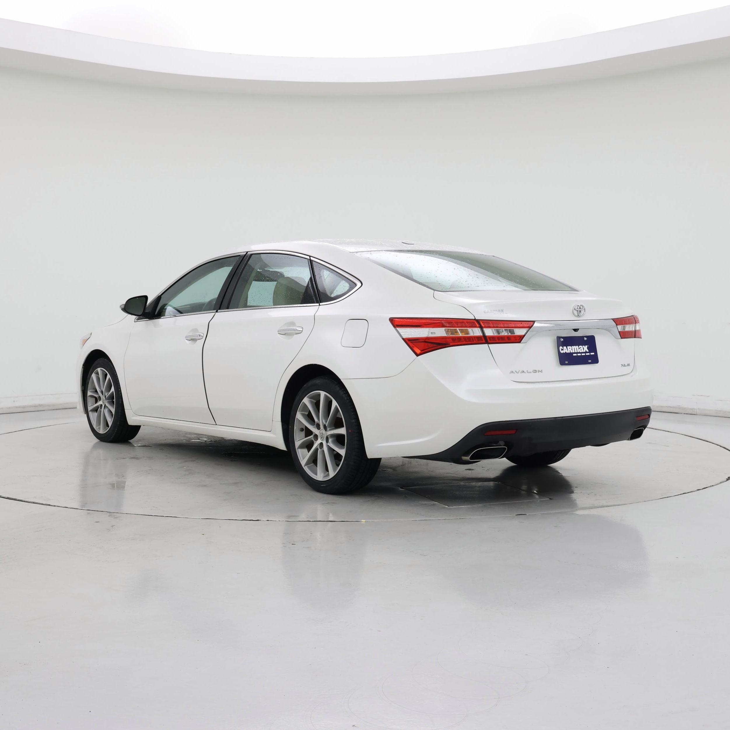 Thumbnail: 2014 Toyota Avalon - 2