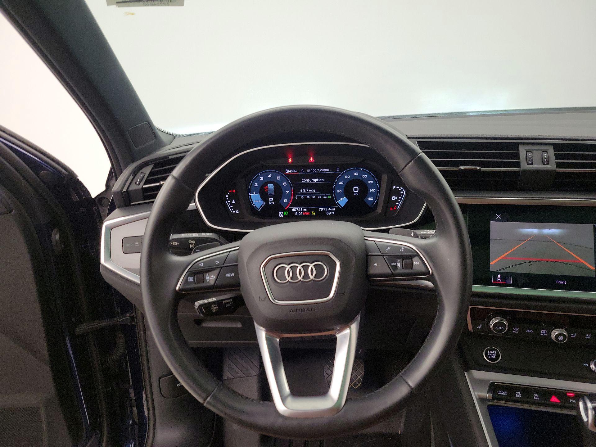 Thumbnail: 2022 Audi Q3 - 10