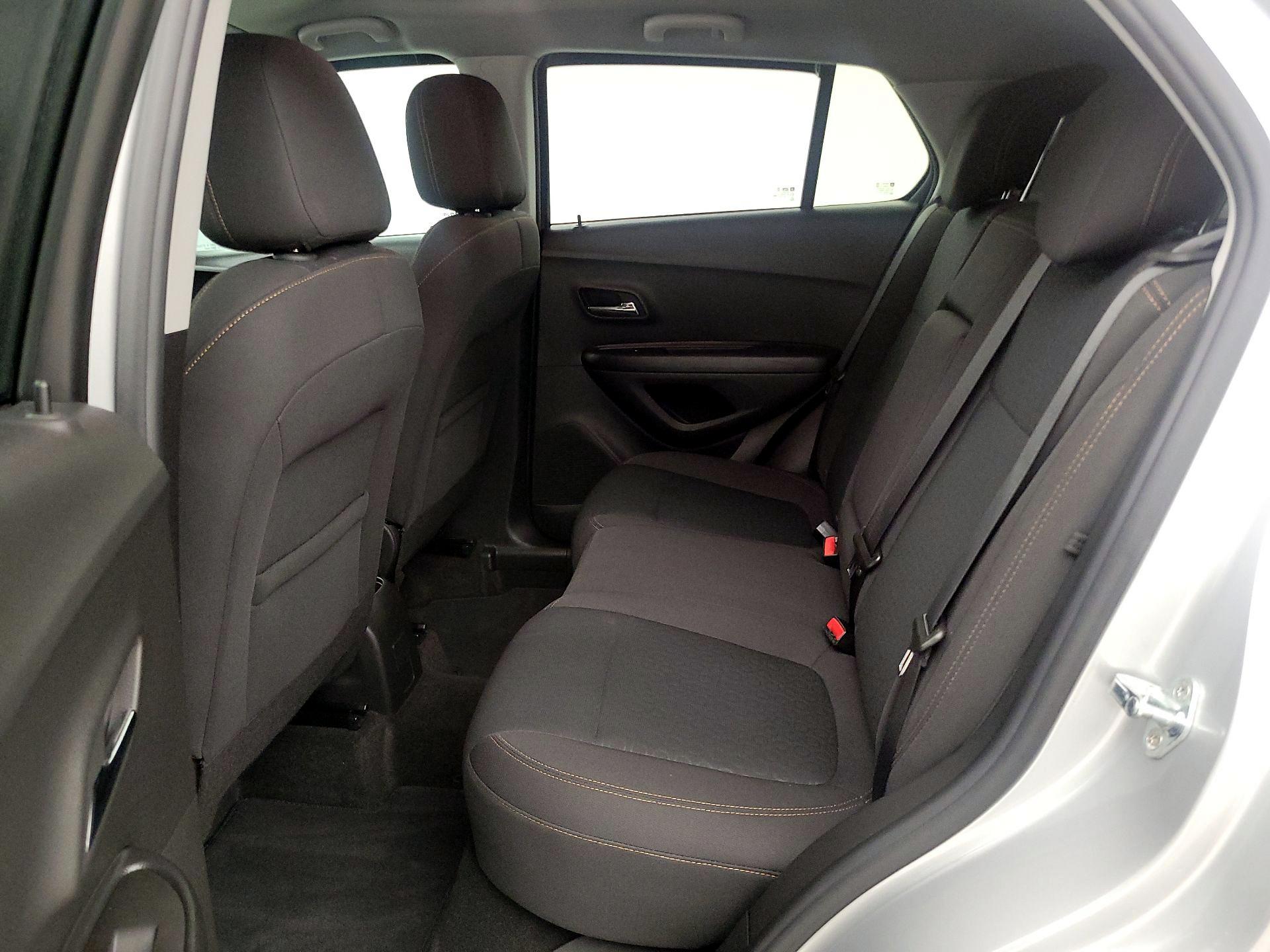 Thumbnail: 2022 Chevrolet Trax - 19