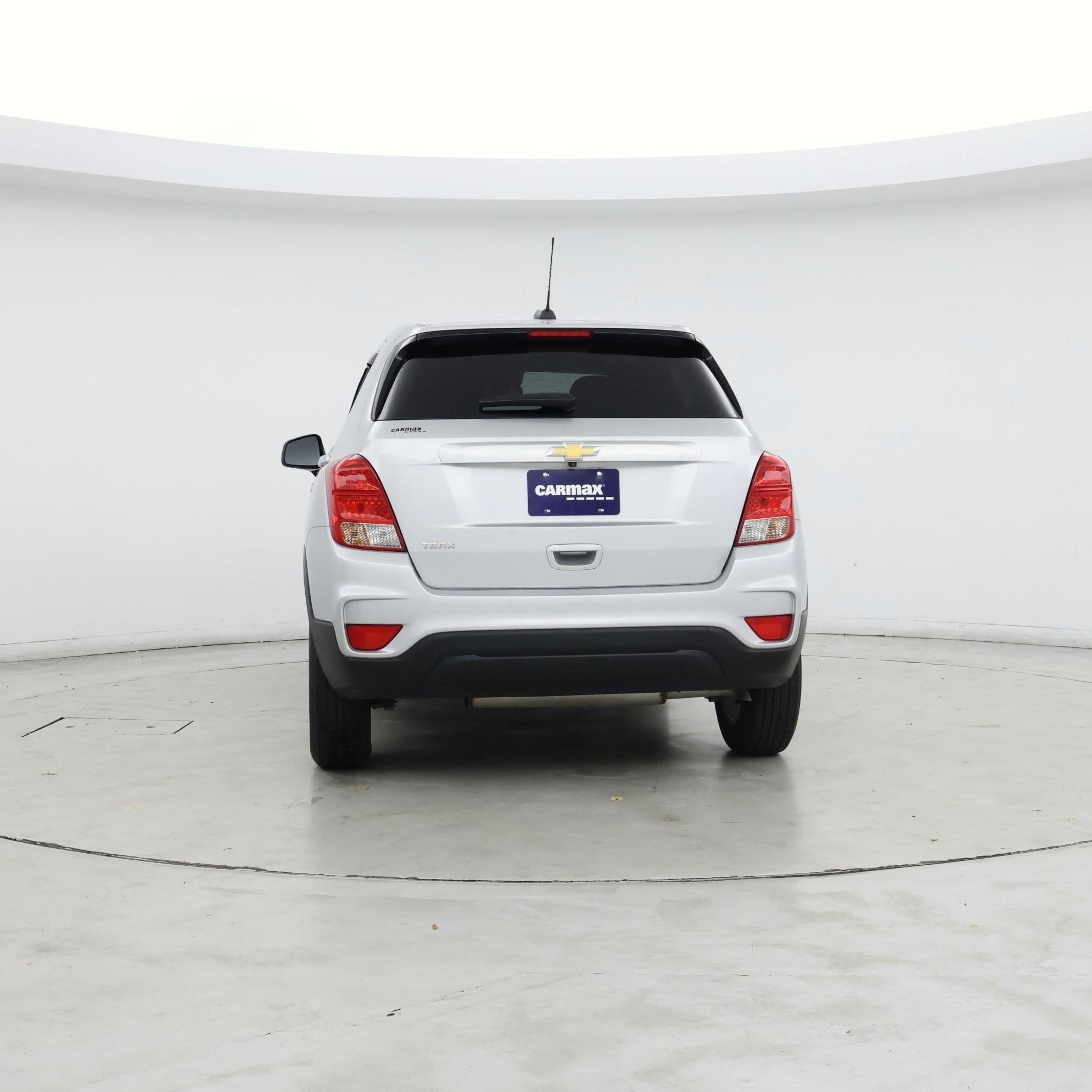 Thumbnail: 2022 Chevrolet Trax - 6
