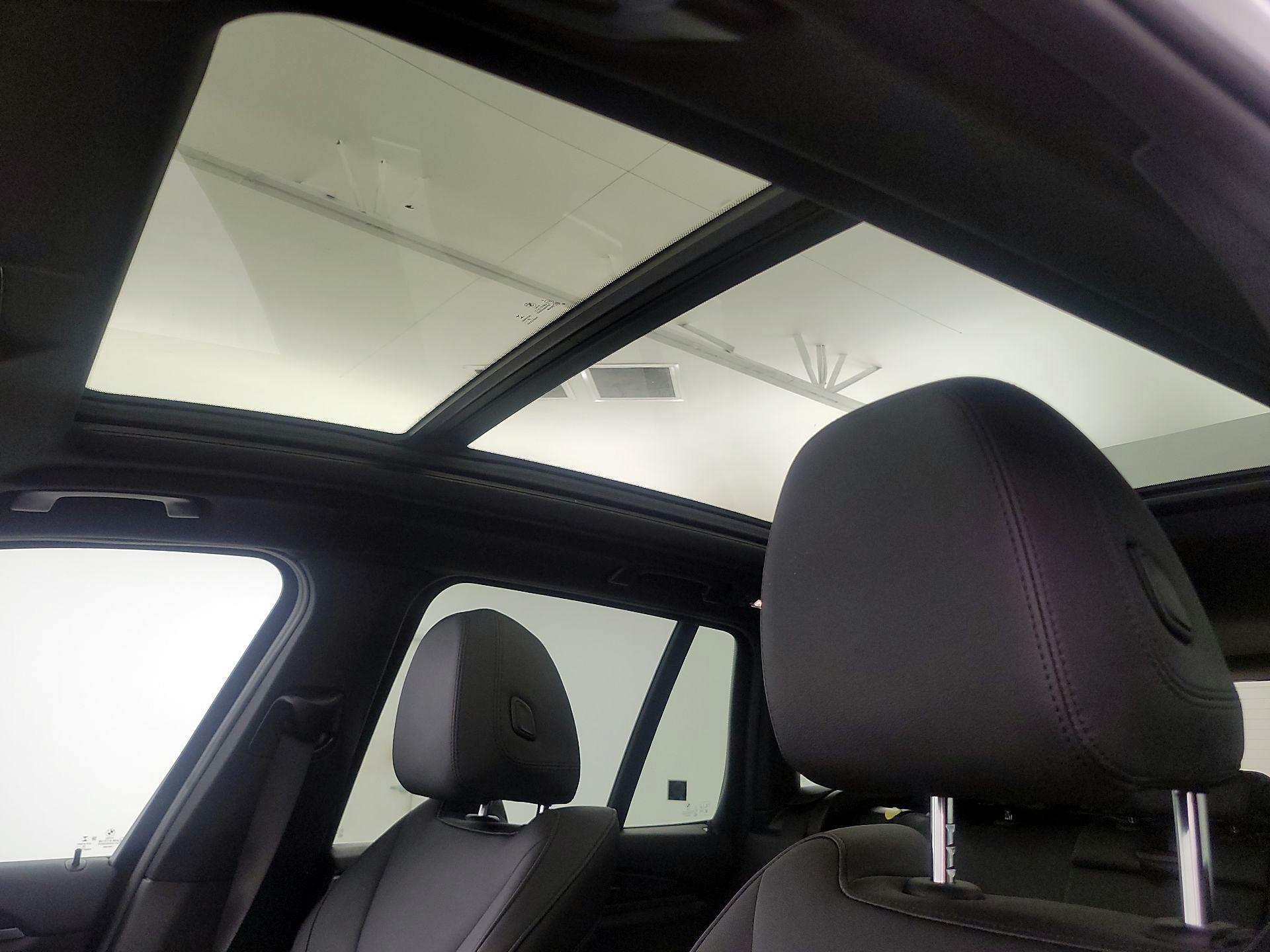 Thumbnail: 2021 BMW X3 - 20