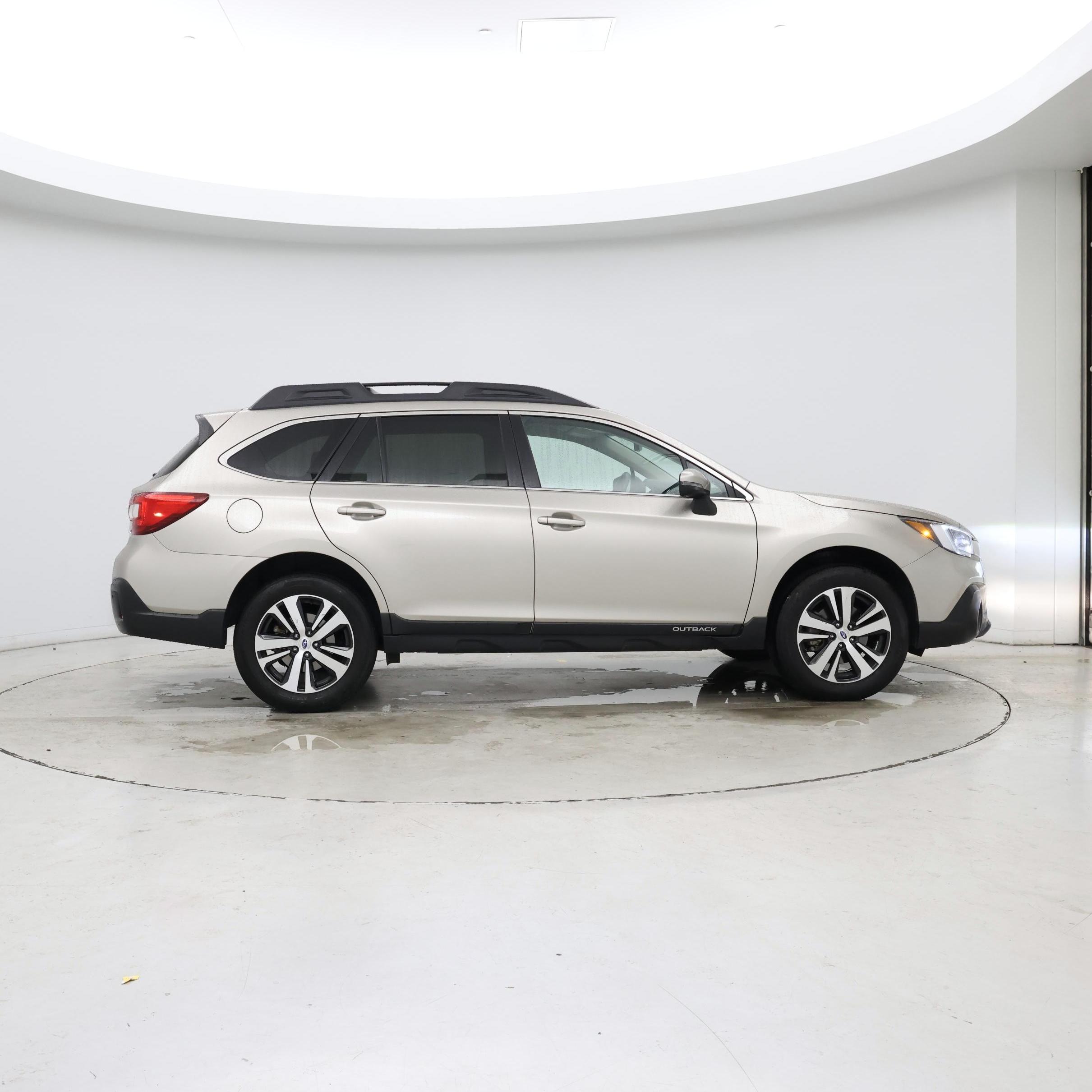 Thumbnail: 2019 Subaru Outback - 7
