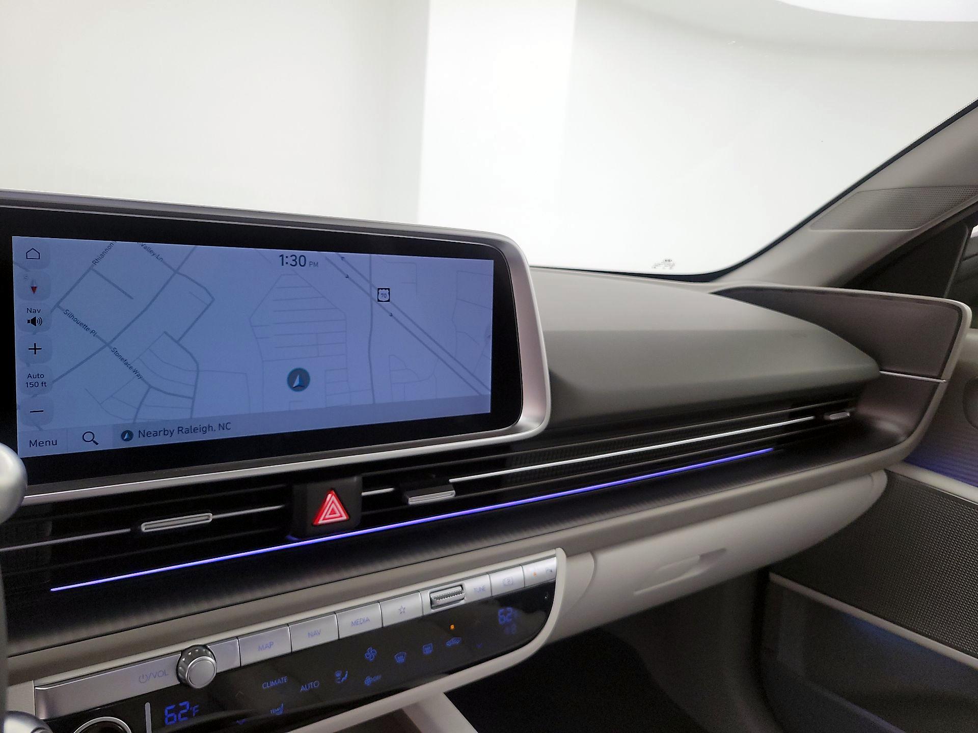 Thumbnail: 2023 Hyundai Ioniq 6 - 14
