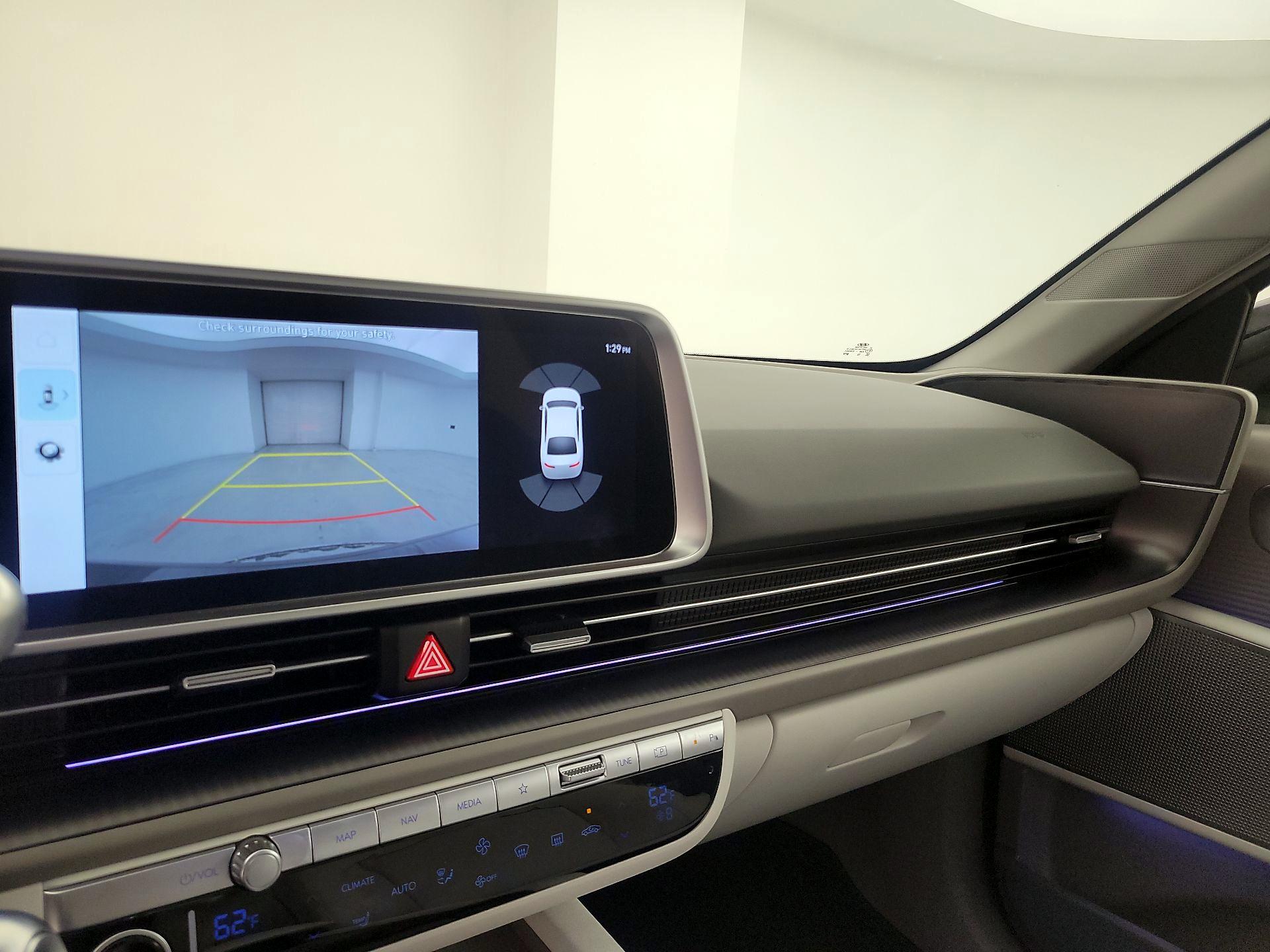 Thumbnail: 2023 Hyundai Ioniq 6 - 15