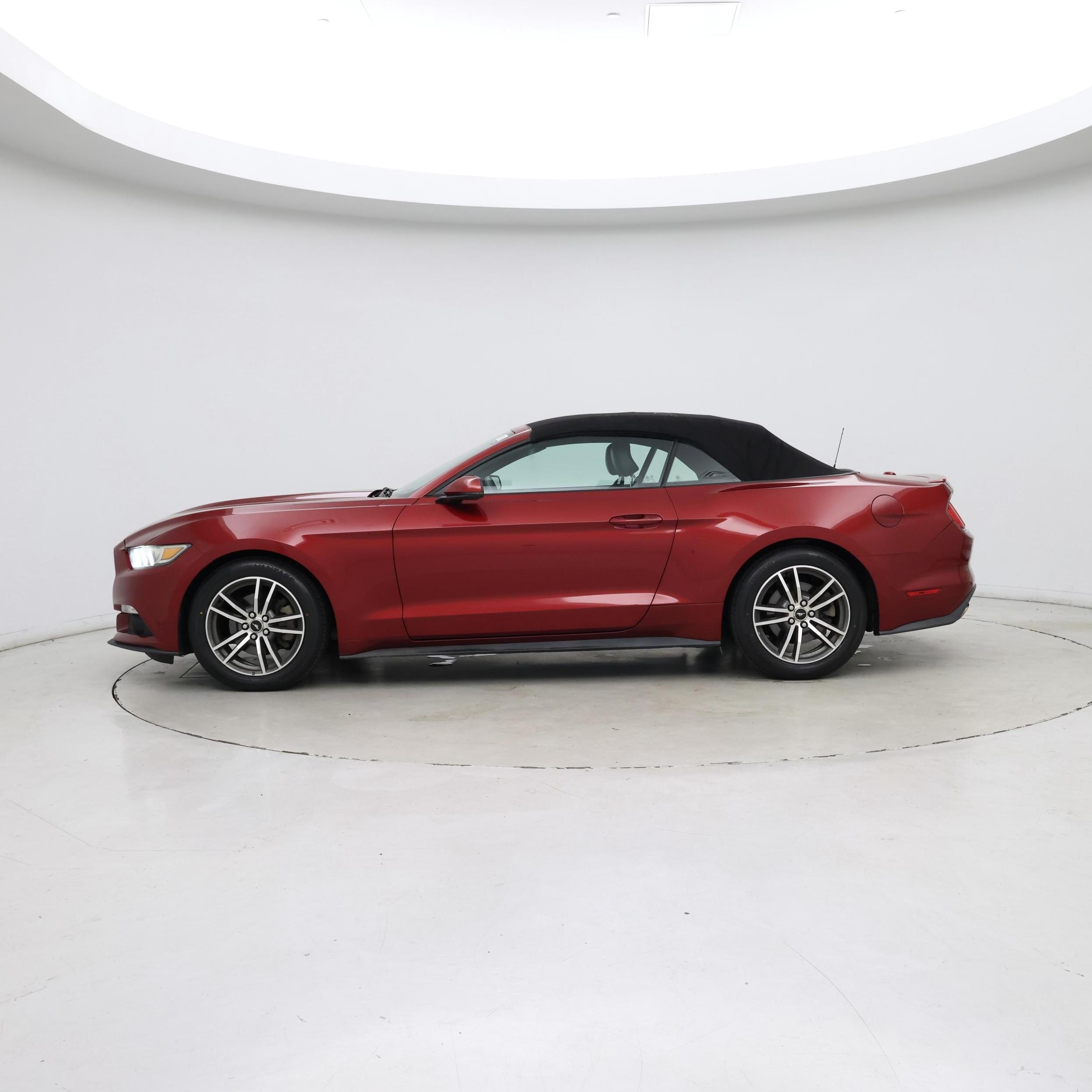 Thumbnail: 2016 Ford Mustang - 3
