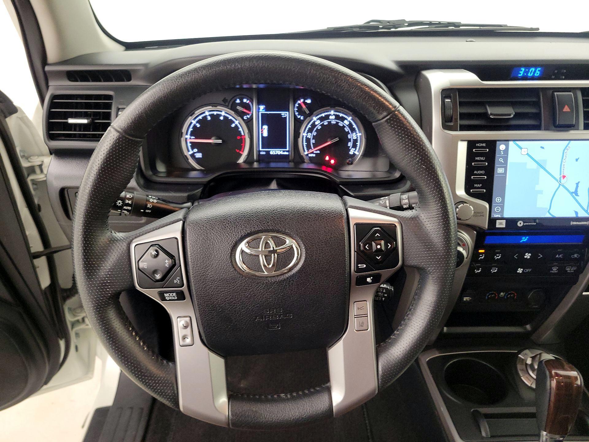 Thumbnail: 2020 Toyota 4Runner - 10