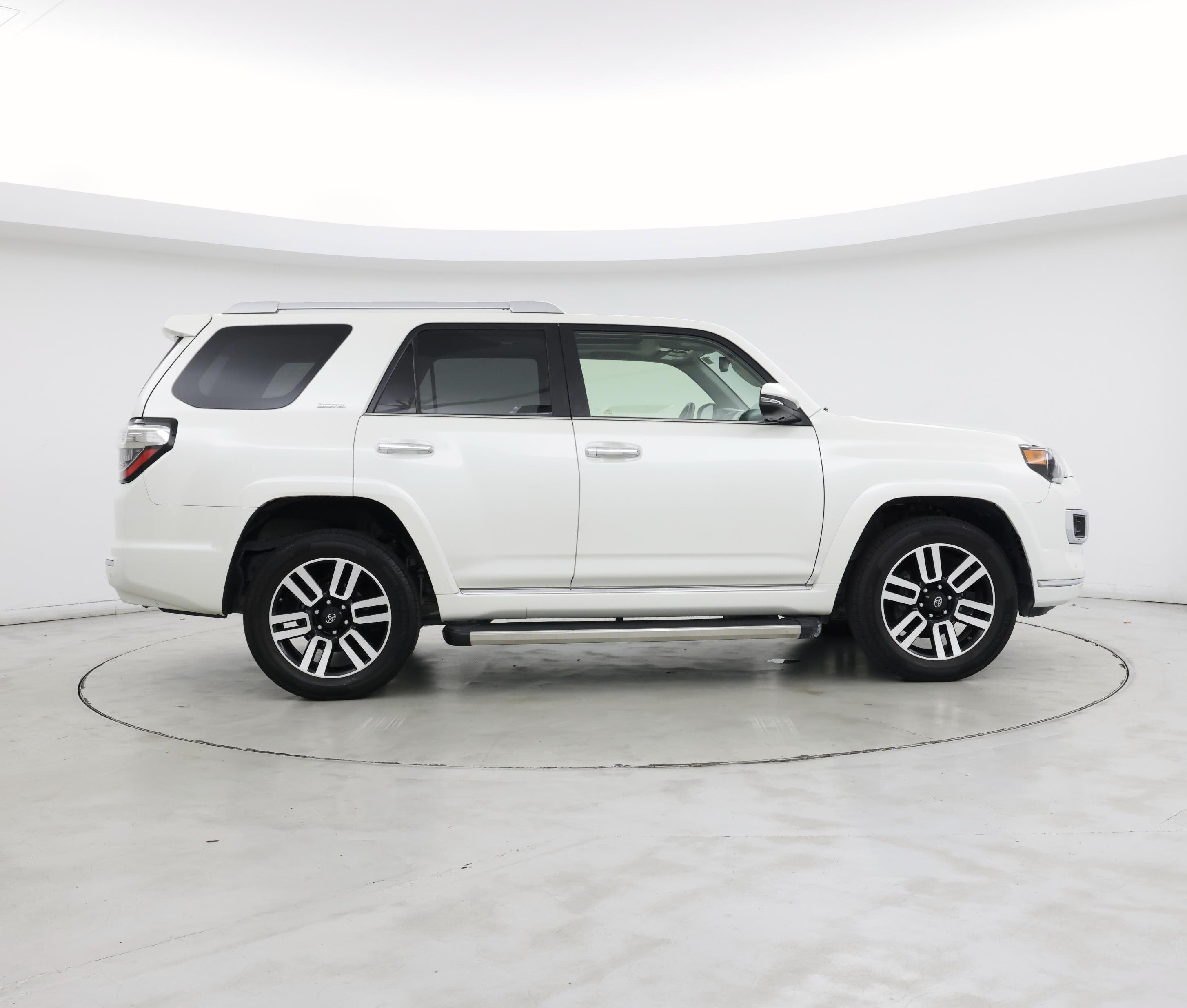 Thumbnail: 2020 Toyota 4Runner - 7