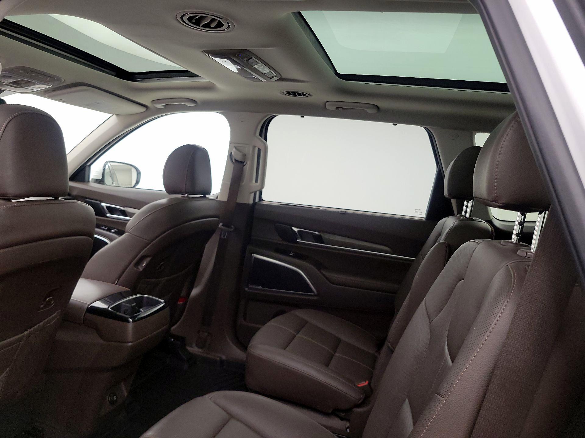 Thumbnail: 2020 Kia Telluride - 20