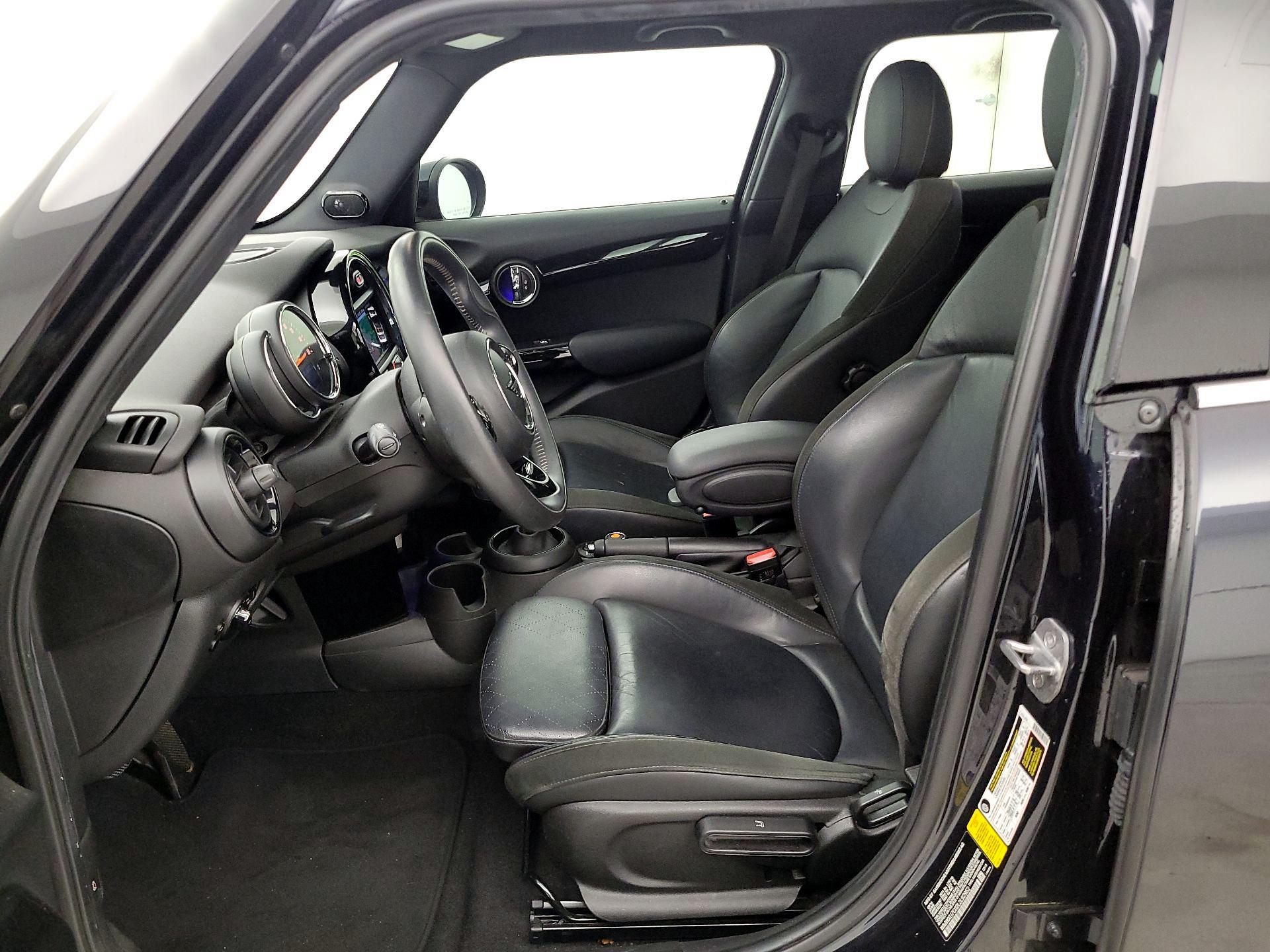 Thumbnail: 2020 MINI Cooper Hardtop - 11