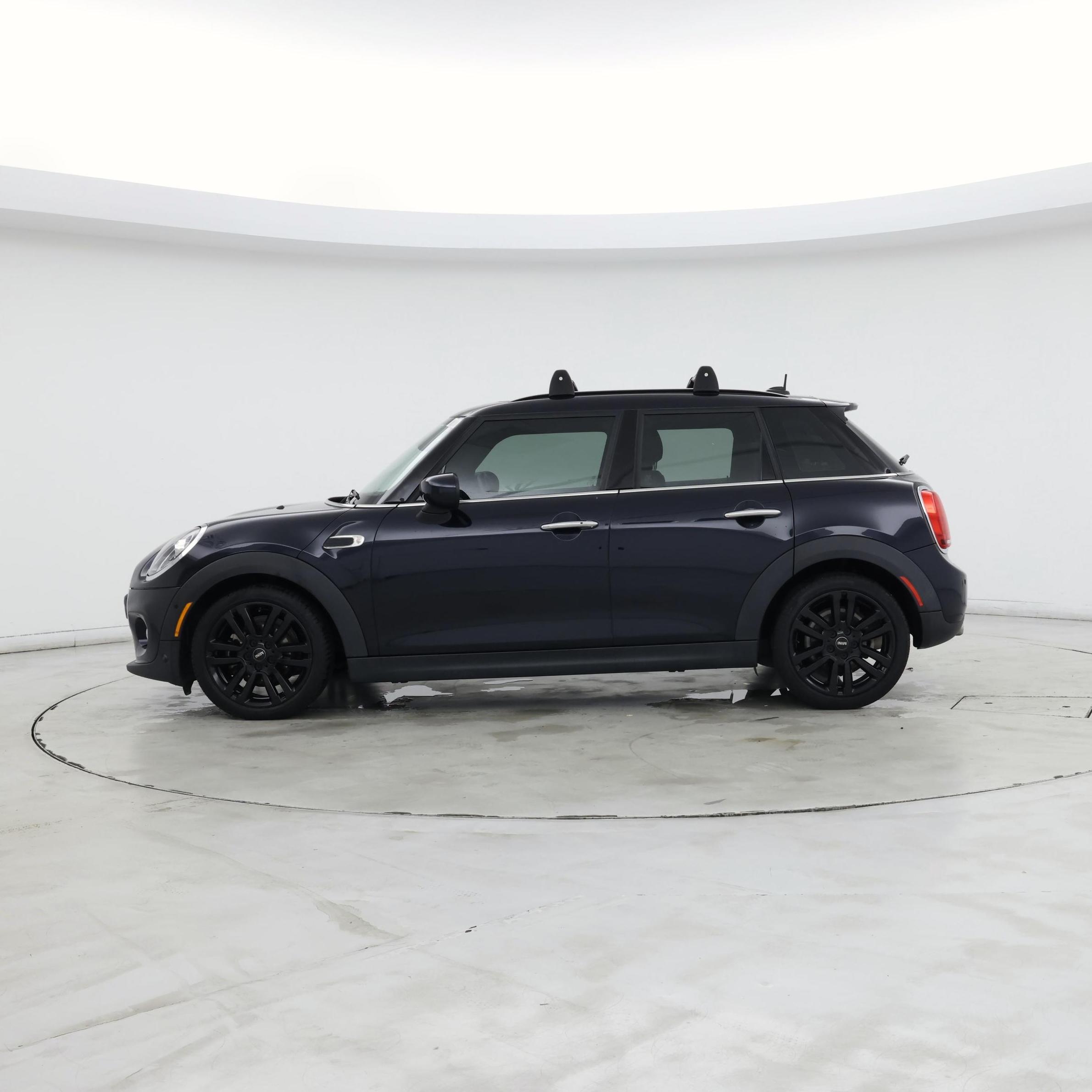 Thumbnail: 2020 MINI Cooper Hardtop - 3