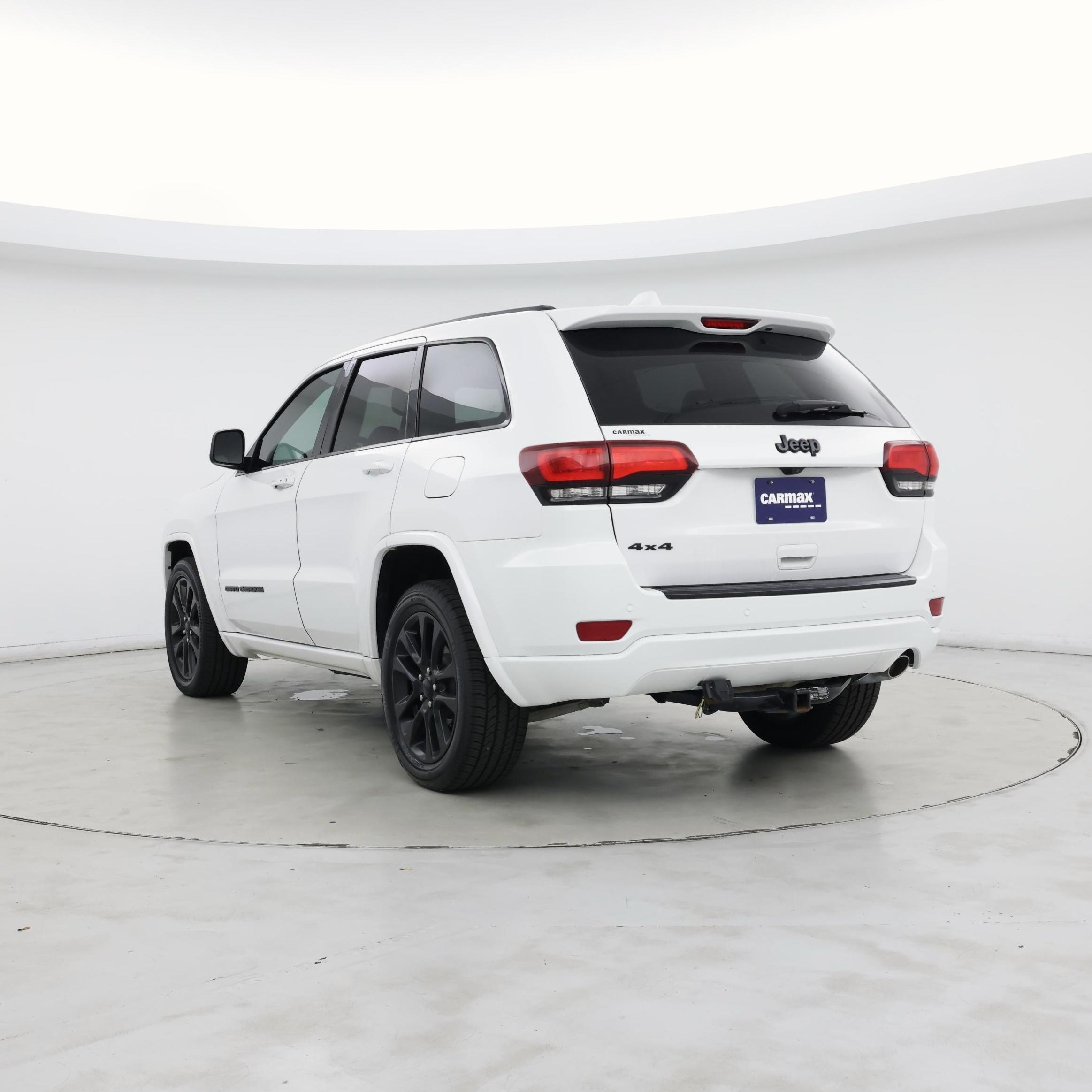 Thumbnail: 2018 Jeep Grand Cherokee - 2