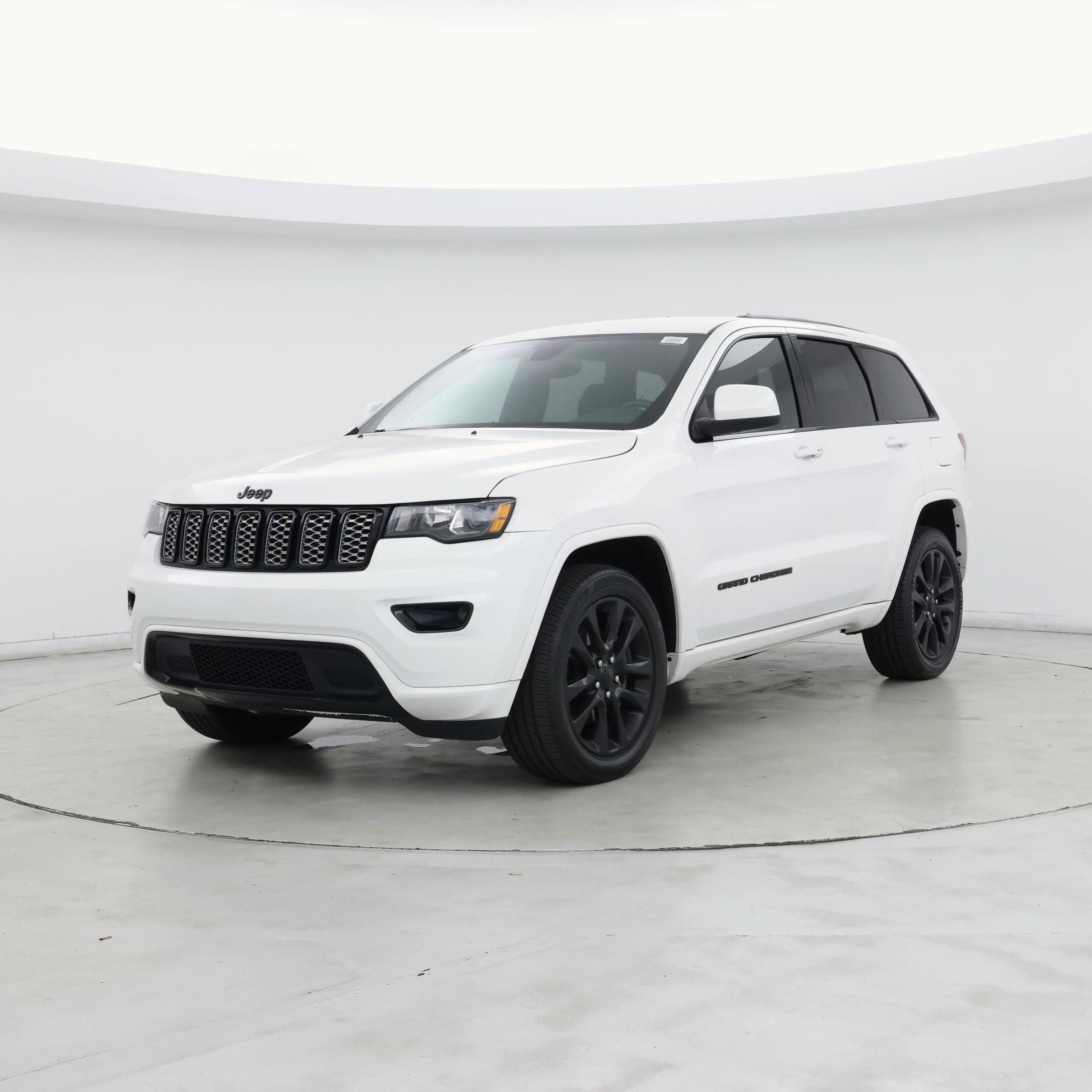 Thumbnail: 2018 Jeep Grand Cherokee - 4