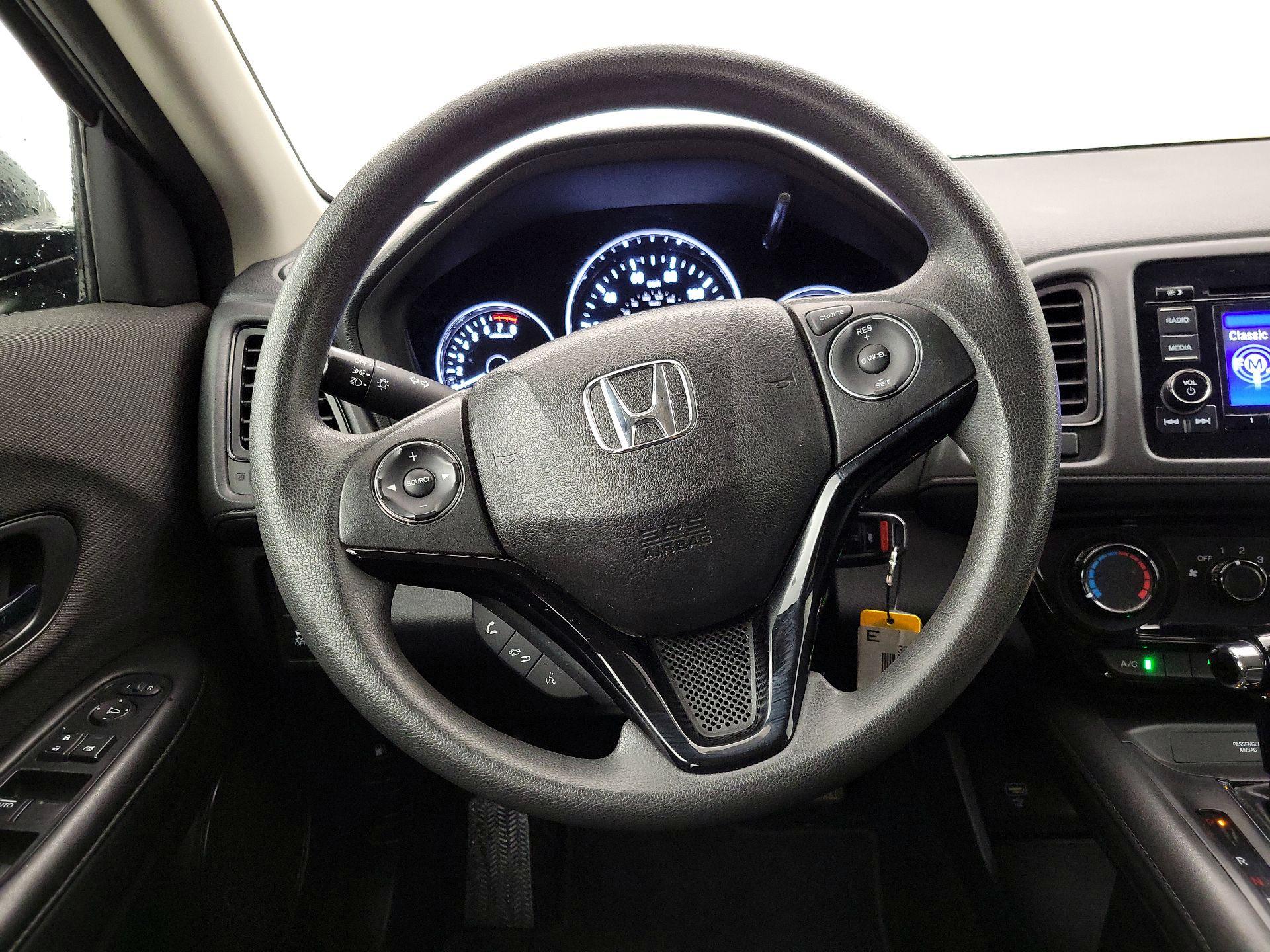 Thumbnail: 2019 Honda HR-V - 10
