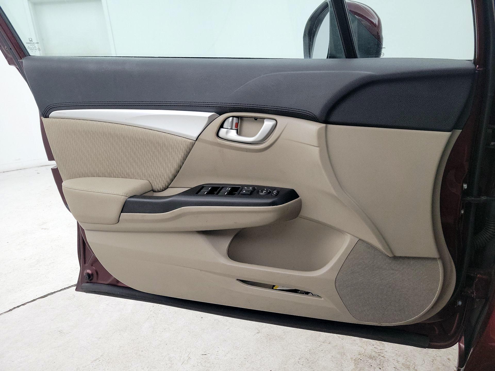Thumbnail: 2015 Honda Civic - 12