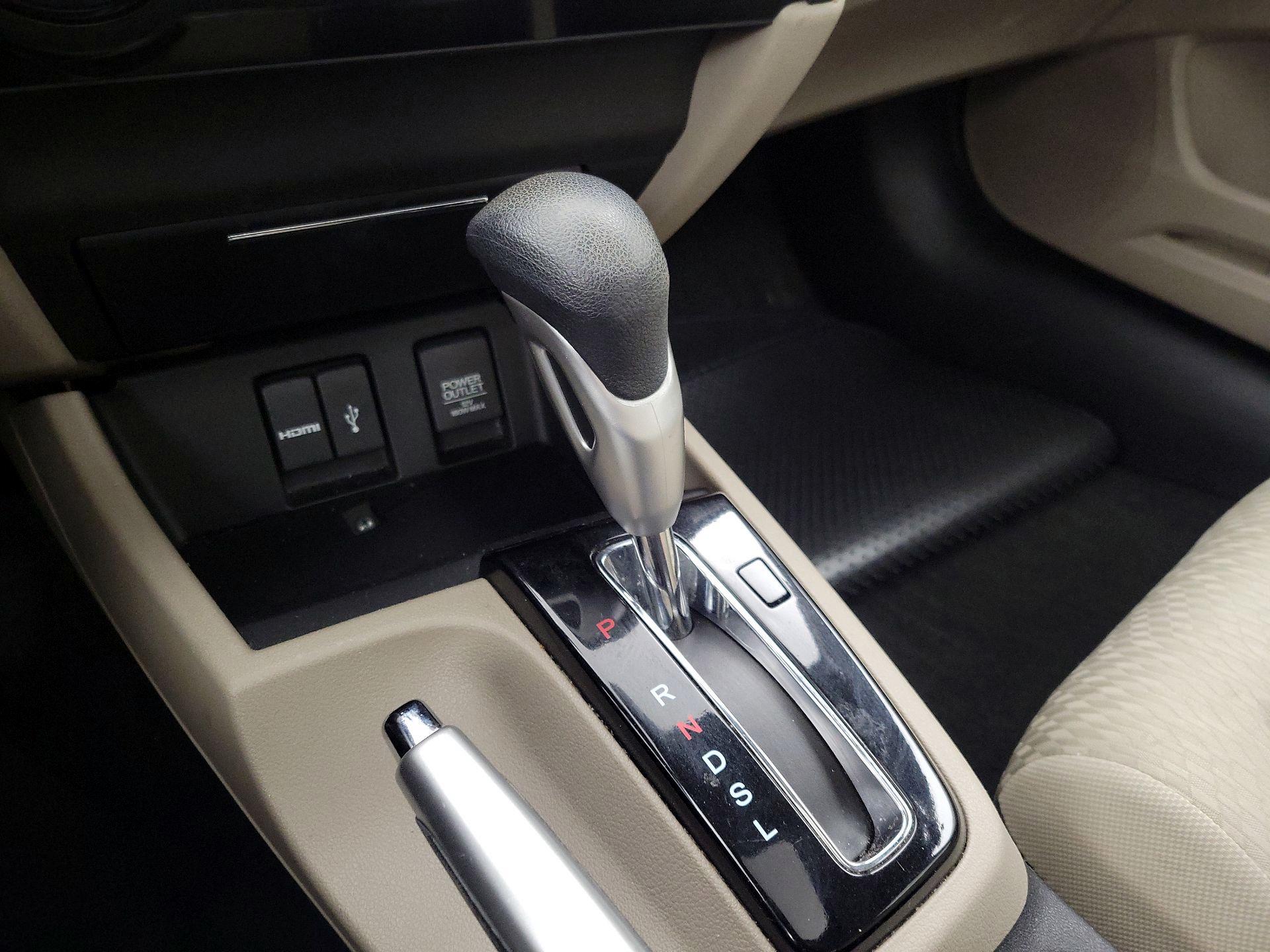 Thumbnail: 2015 Honda Civic - 17