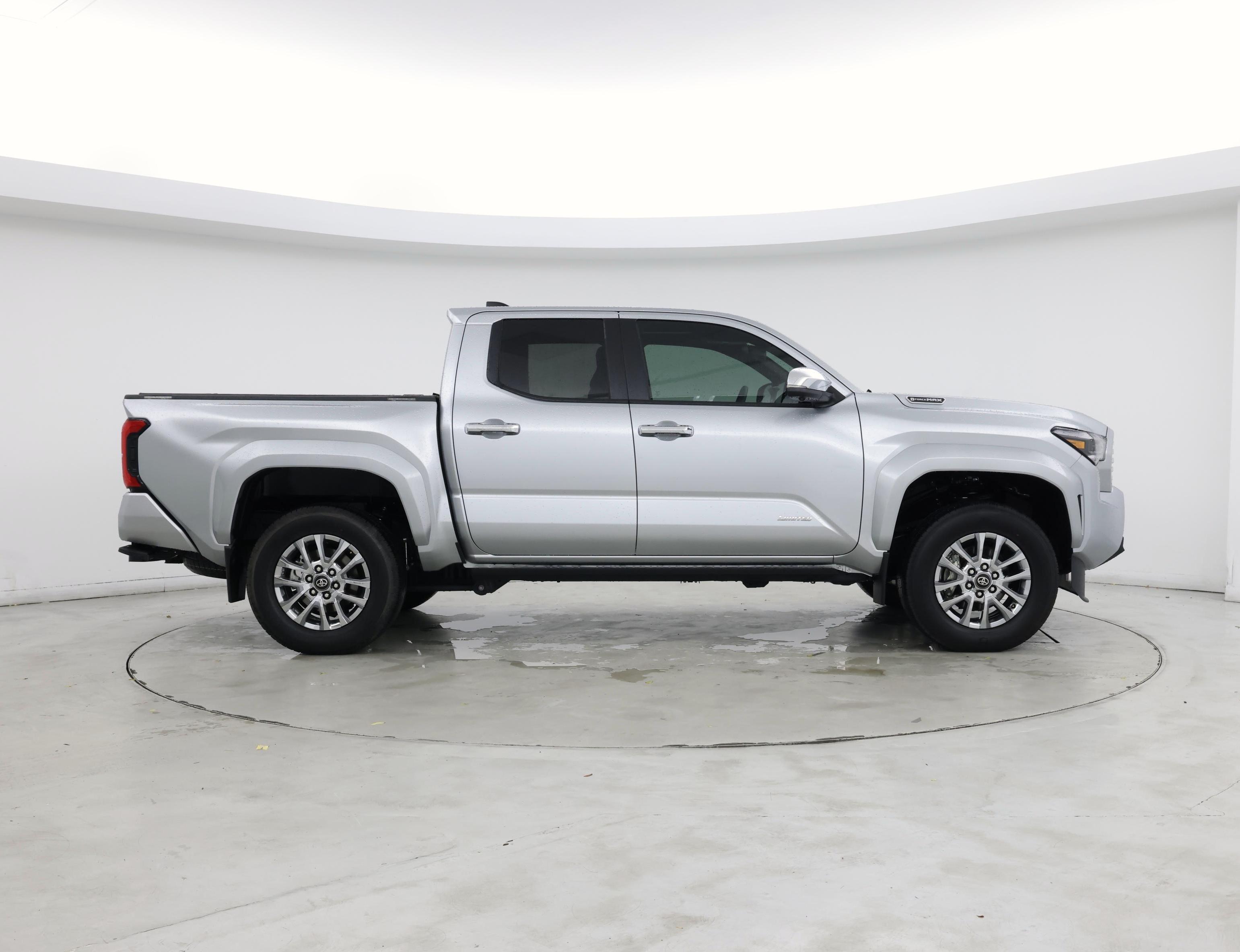 Thumbnail: 2024 Toyota Tacoma - 7