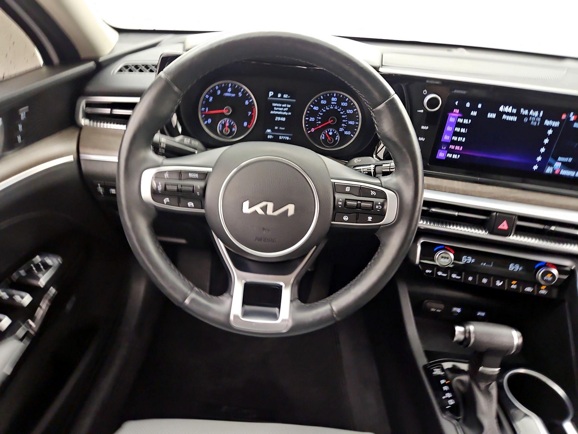 Thumbnail: 2023 Kia K5 - 10