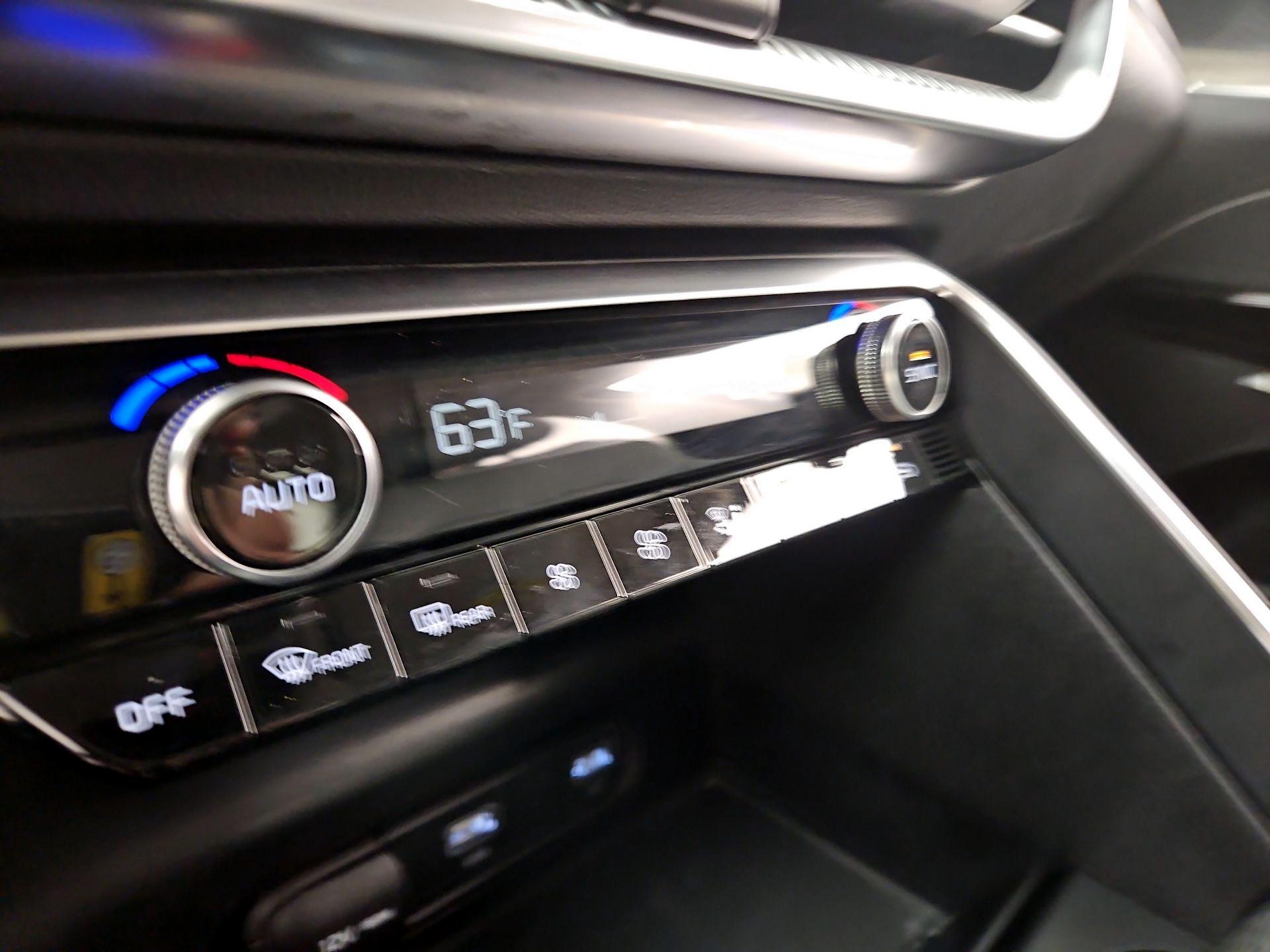 Thumbnail: 2023 Kia K5 - 16