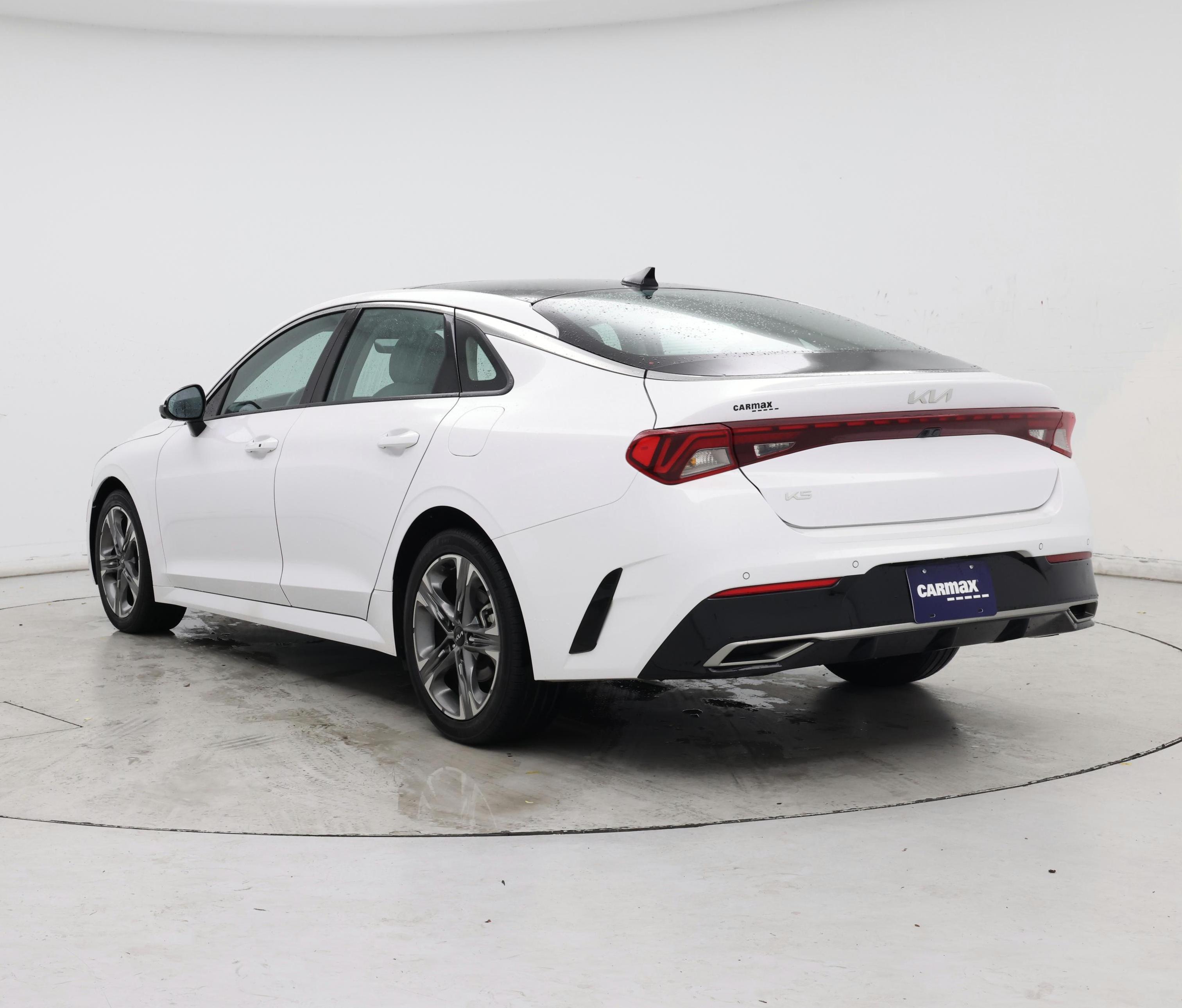 Thumbnail: 2023 Kia K5 - 2