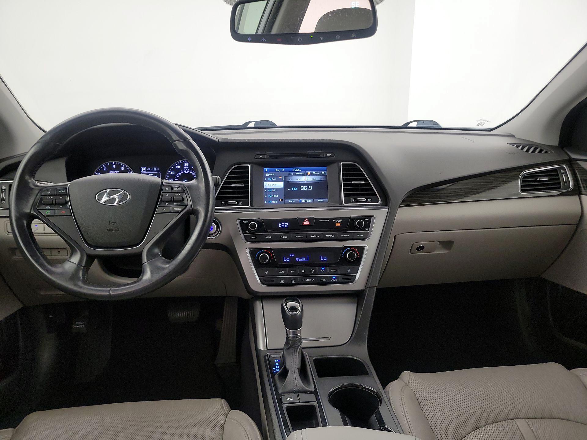 Thumbnail: 2016 Hyundai Sonata - 9