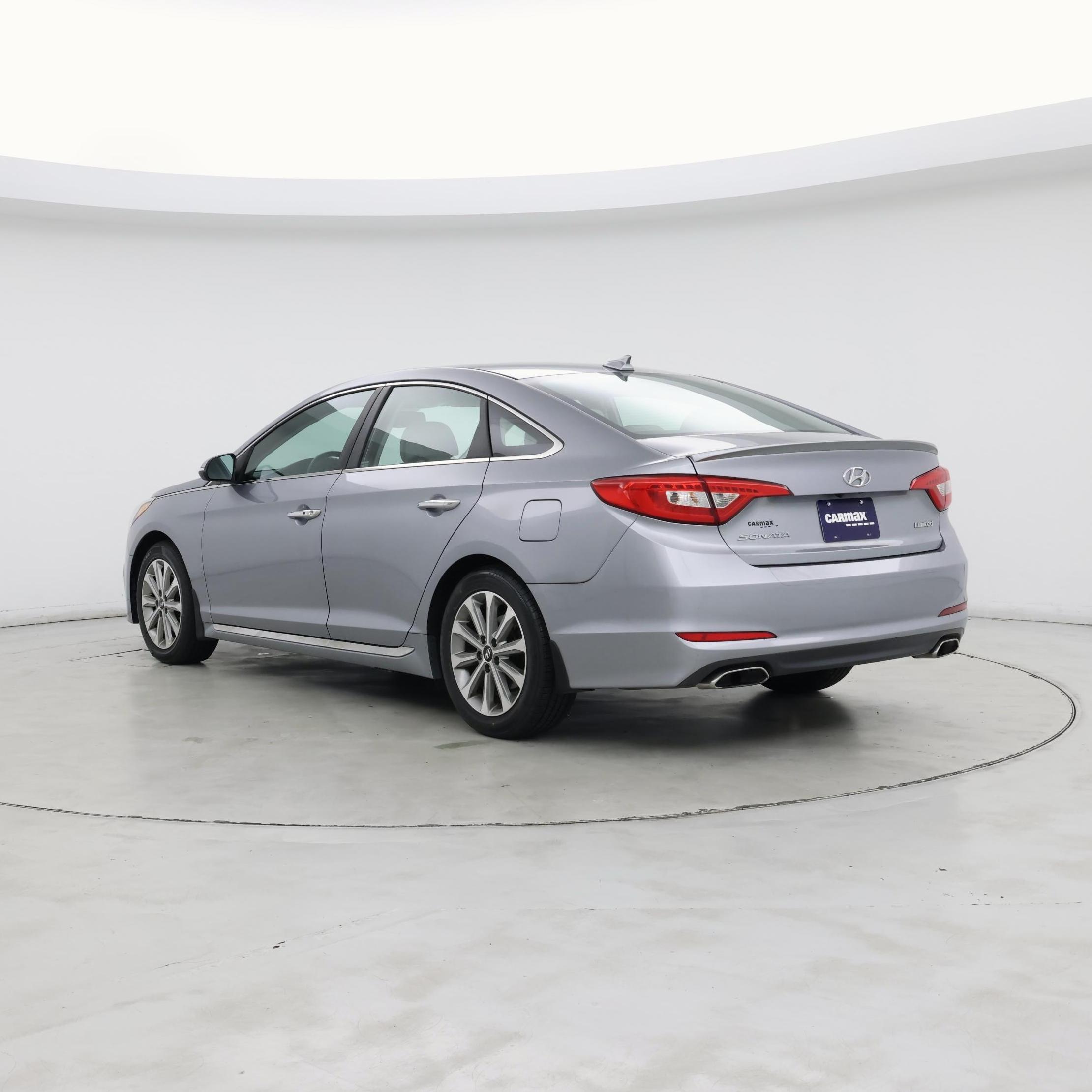Thumbnail: 2016 Hyundai Sonata - 2