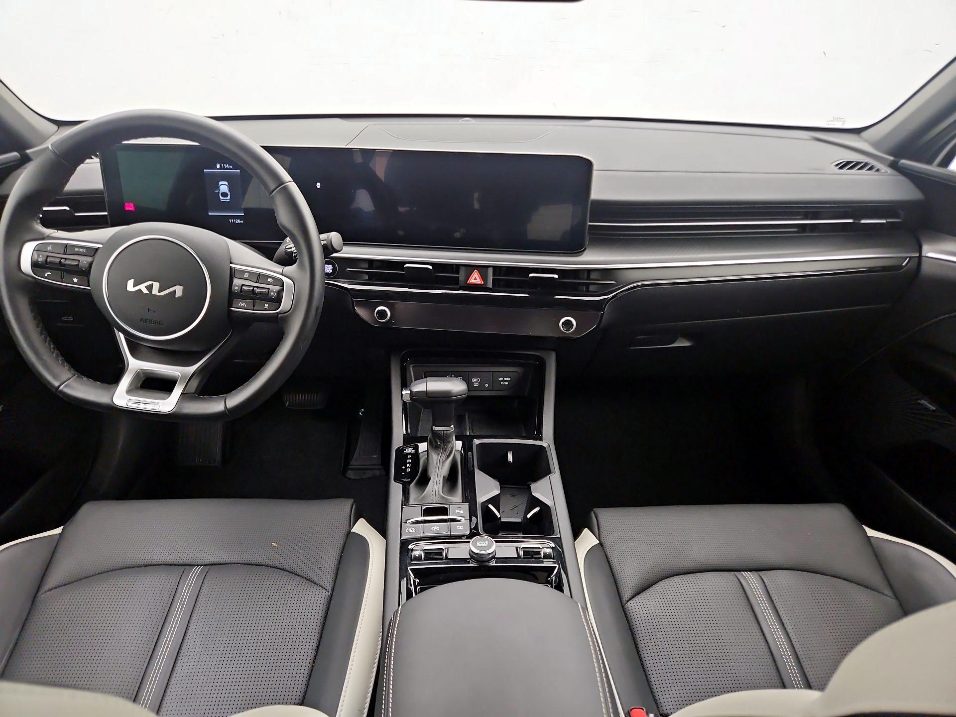 Thumbnail: 2025 Kia K5 - 9