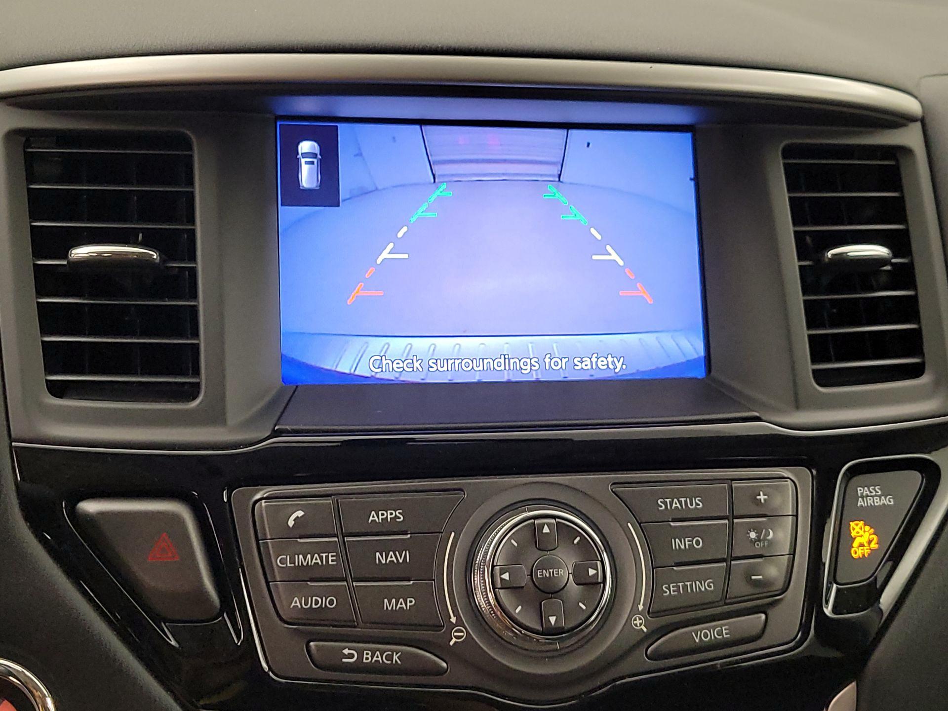 Thumbnail: 2017 Nissan Pathfinder - 15