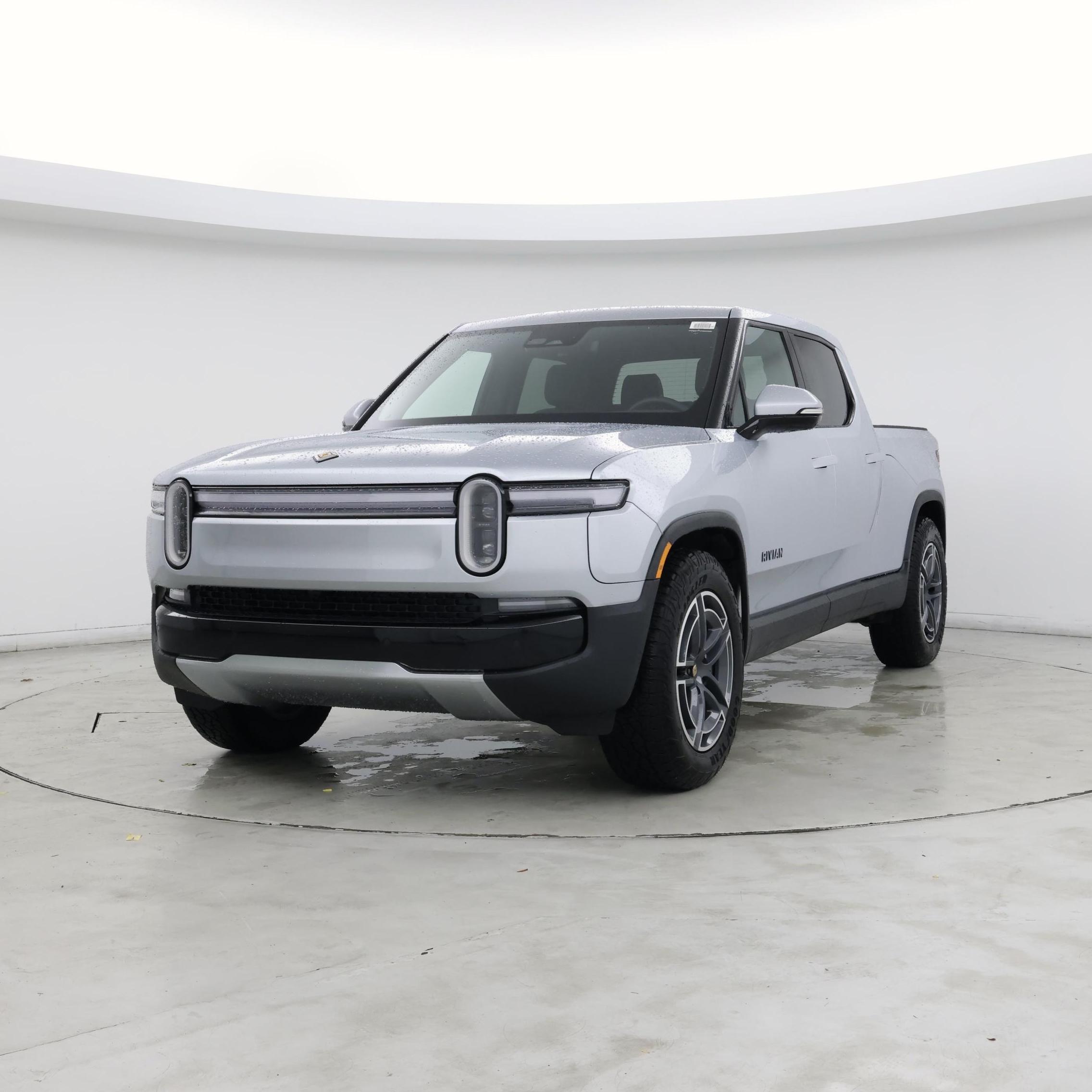 Thumbnail: 2025 Rivian R1T - 4