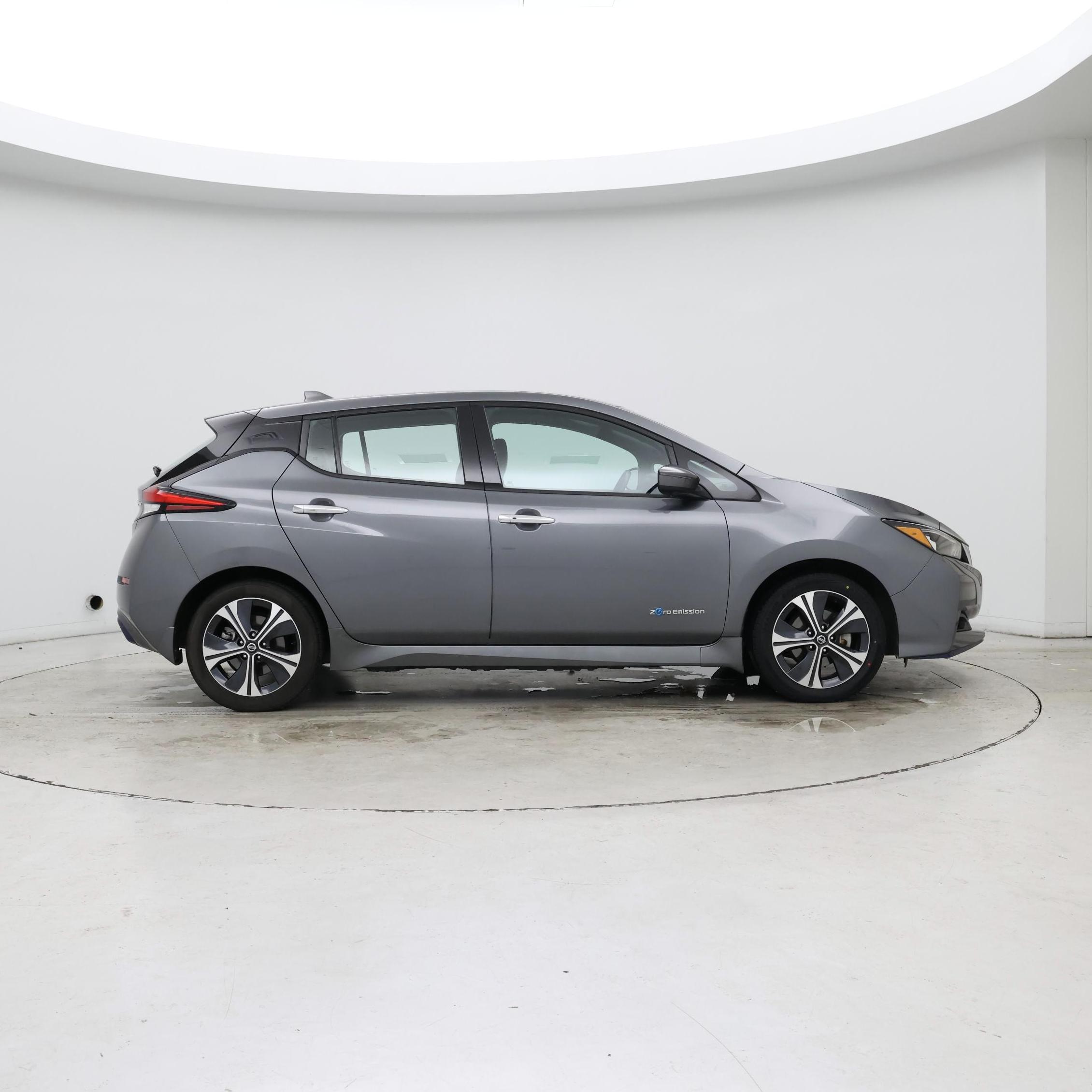 Thumbnail: 2019 Nissan Leaf - 7