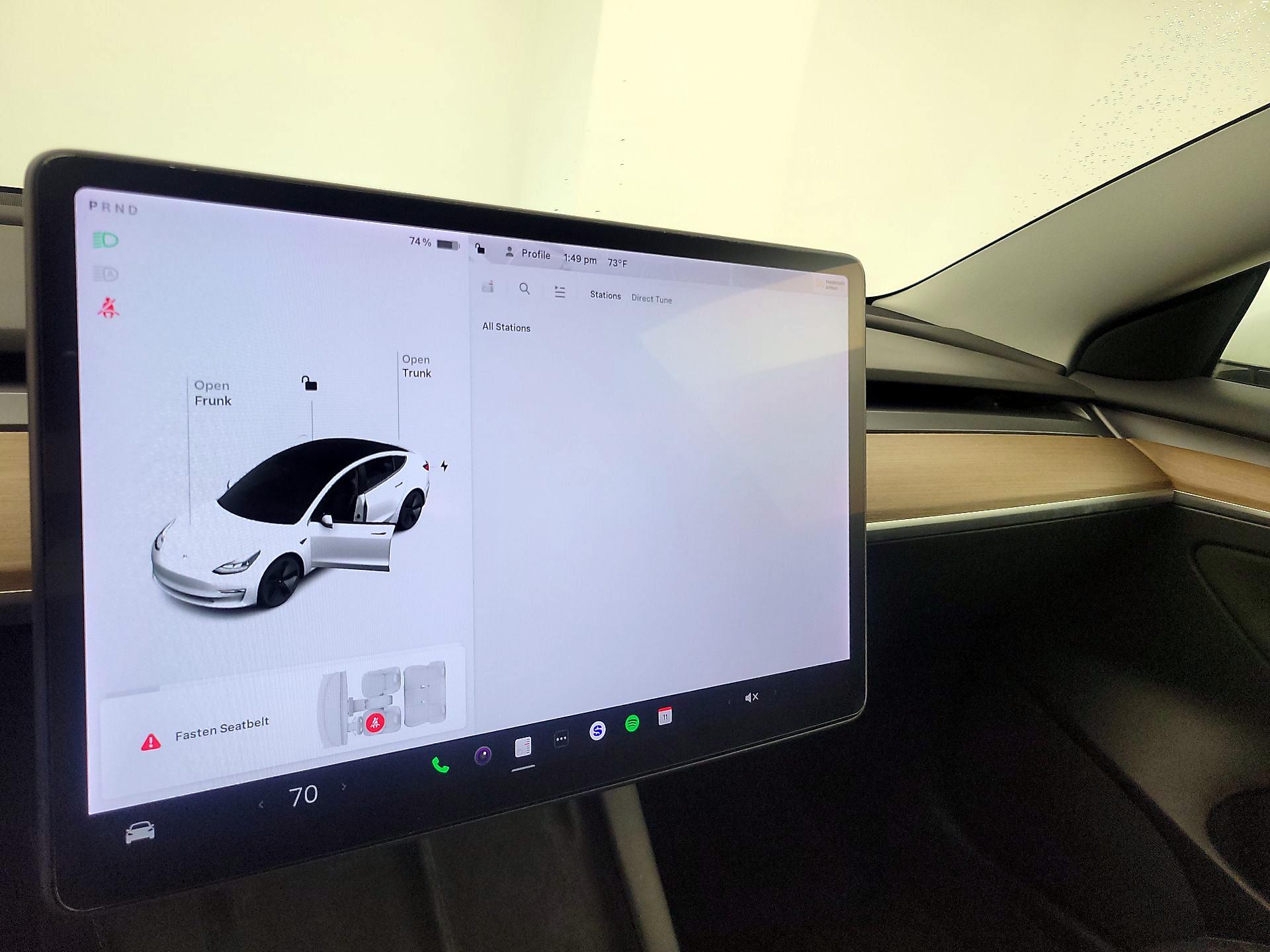 Thumbnail: 2021 Tesla Model 3 - 15