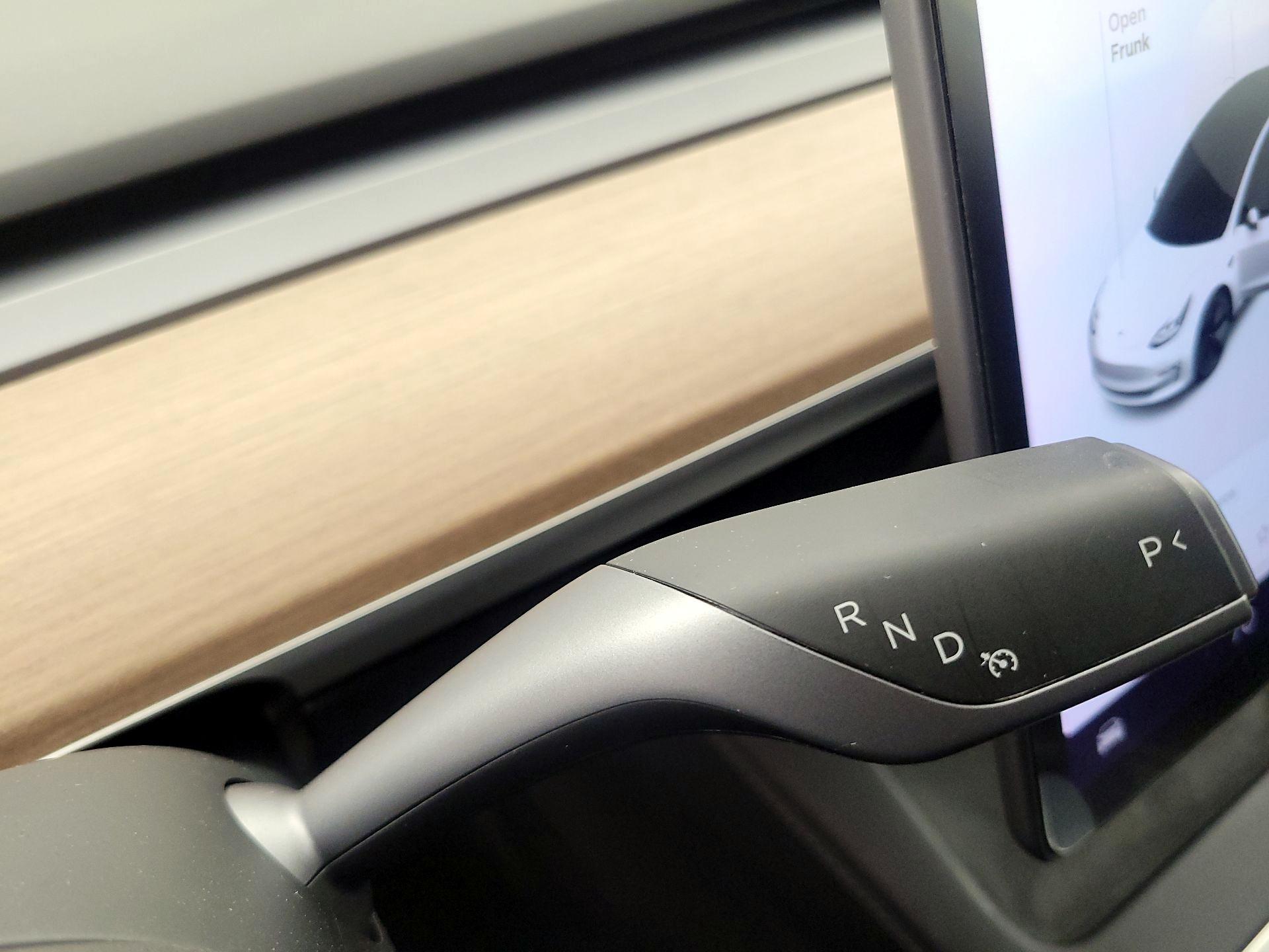 Thumbnail: 2021 Tesla Model 3 - 17