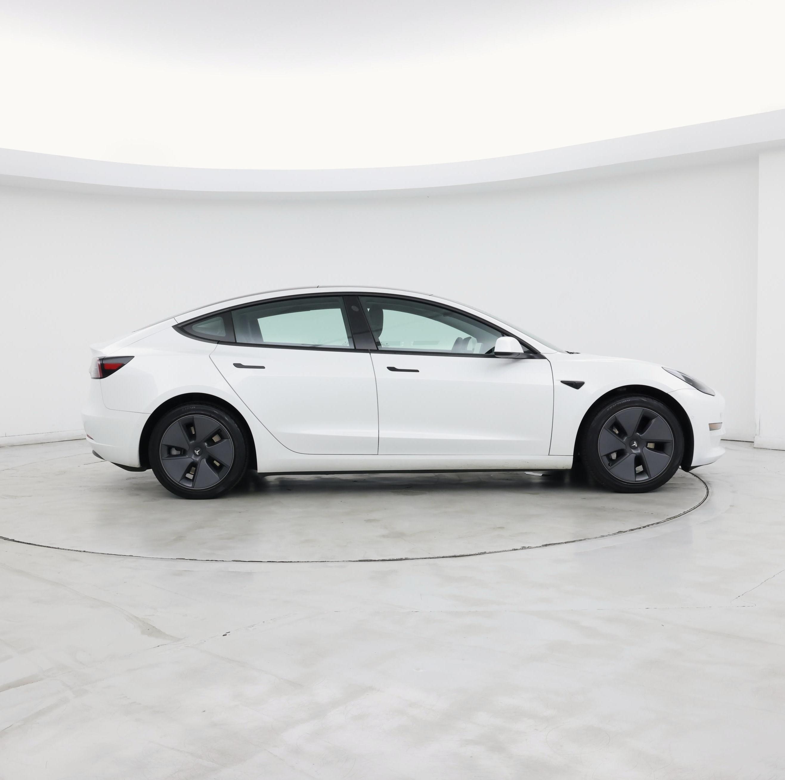 Thumbnail: 2021 Tesla Model 3 - 7