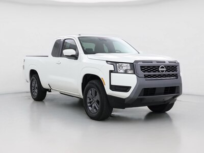 White 2025 Nissan Frontier SV