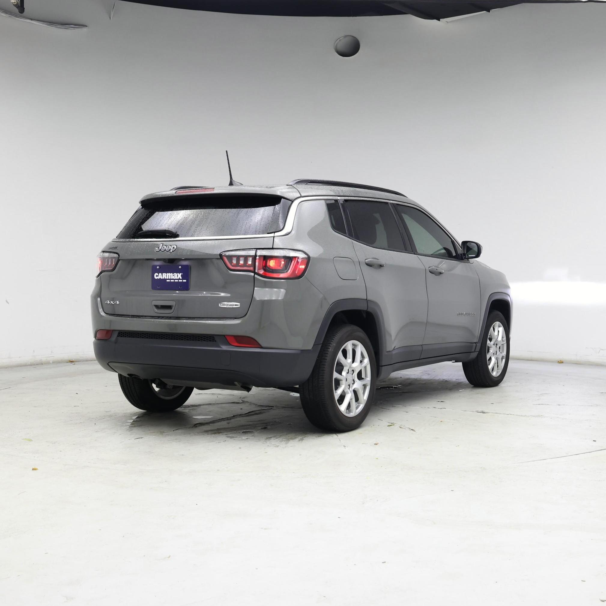 Thumbnail: 2023 Jeep Compass - 8