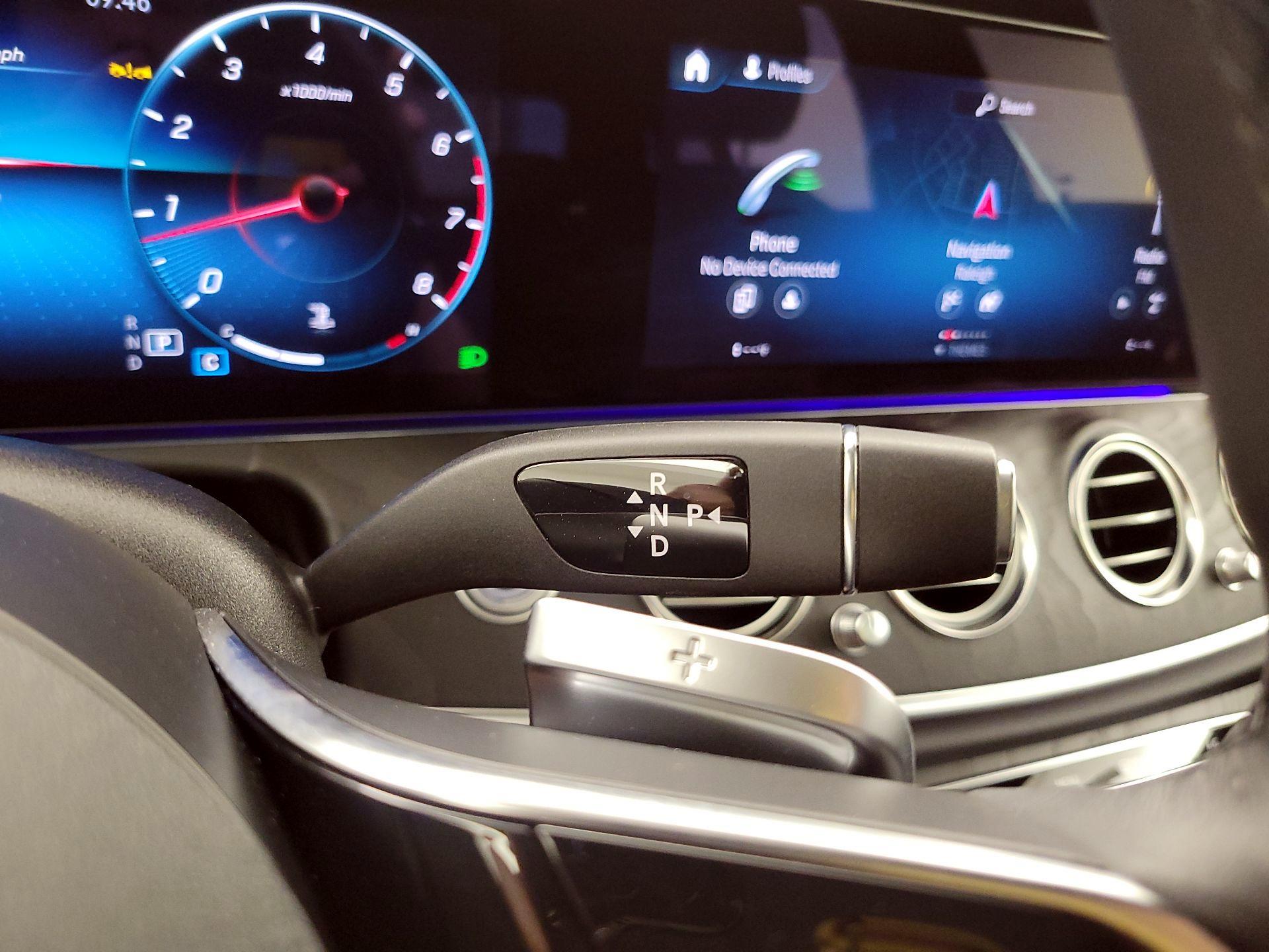 Thumbnail: 2023 Mercedes-Benz E-Class - 18