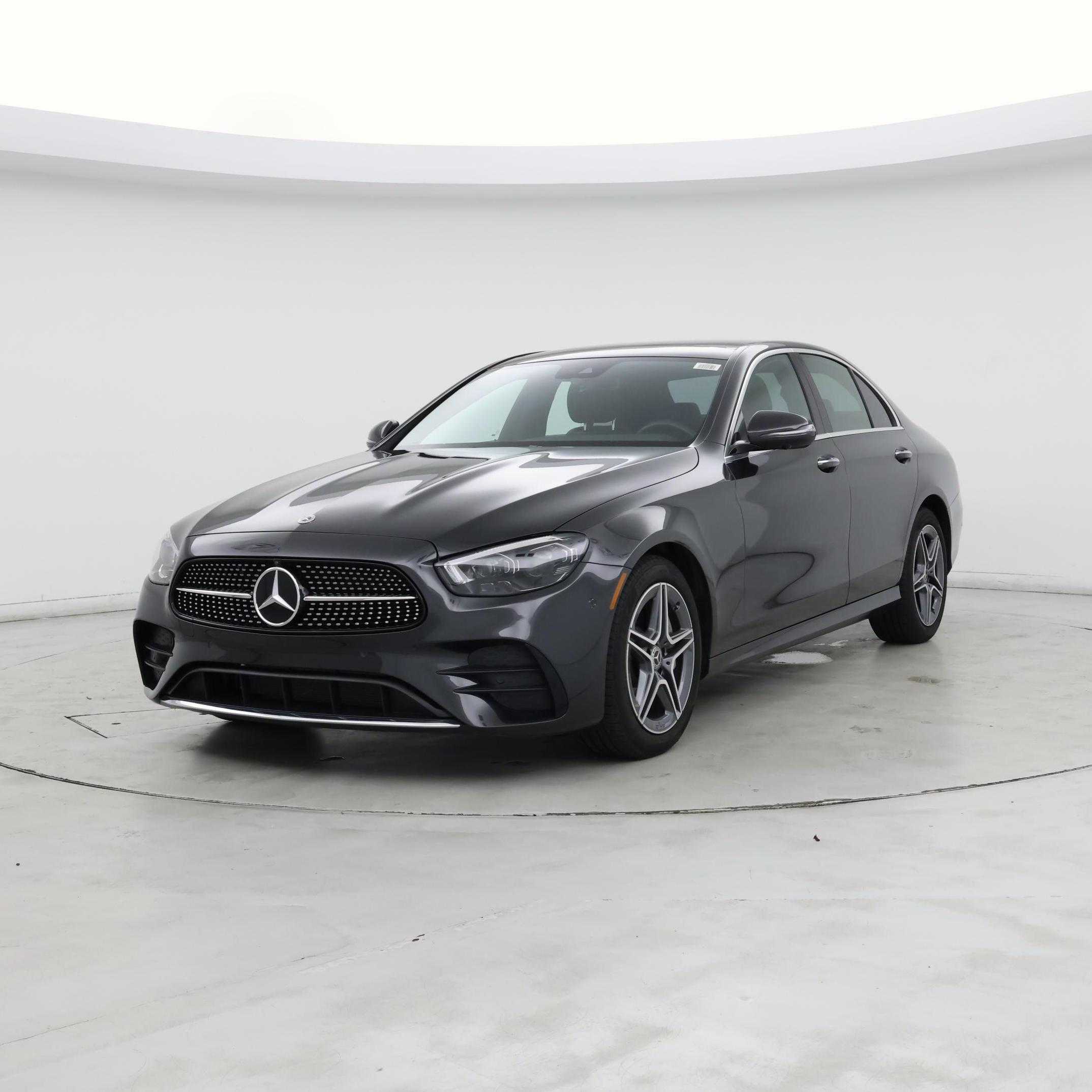 Thumbnail: 2023 Mercedes-Benz E-Class - 4