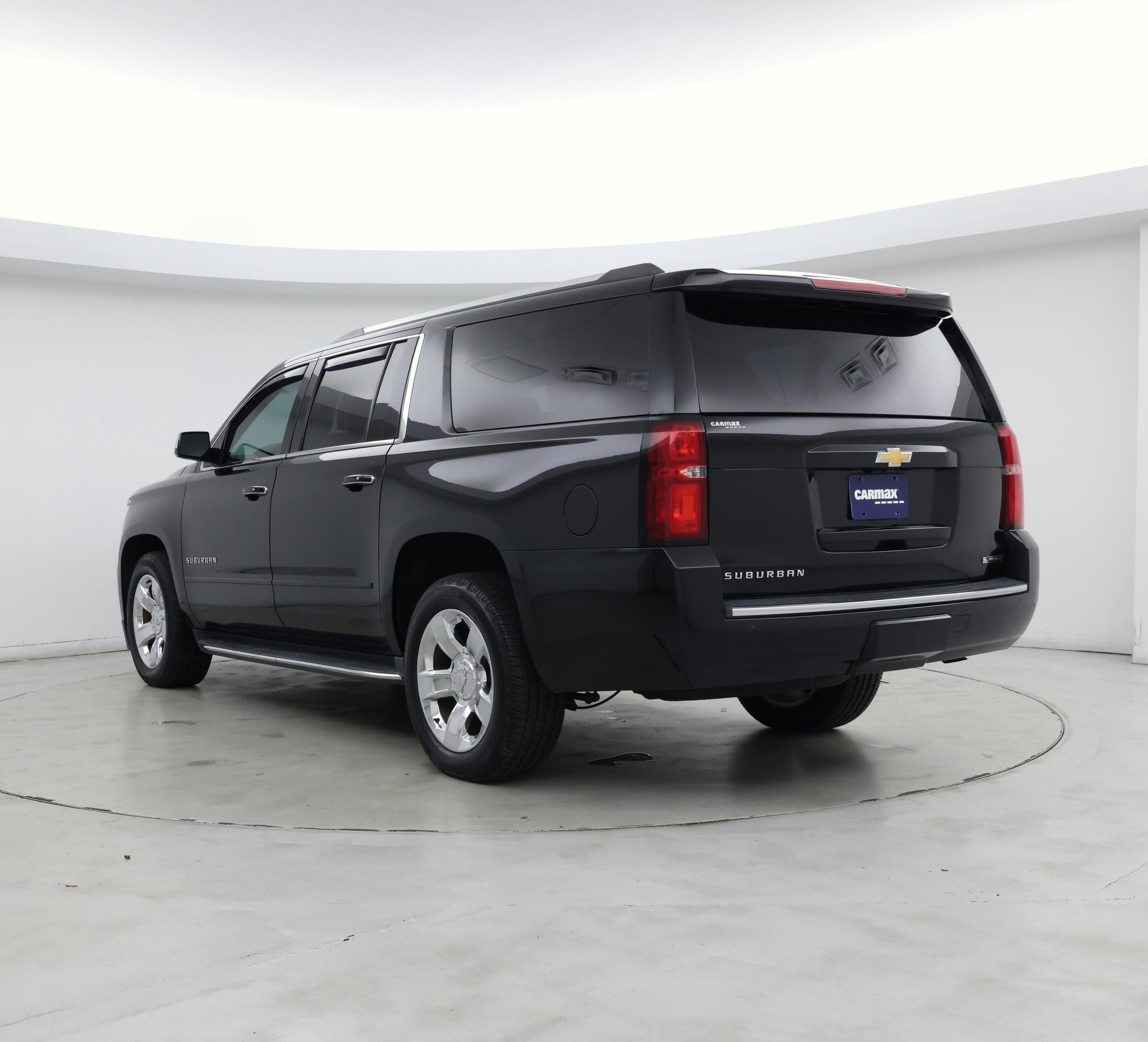 Thumbnail: 2017 Chevrolet Suburban - 2