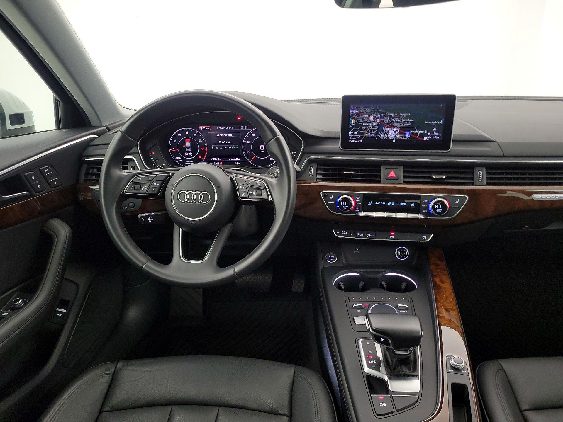 Thumbnail: 2019 Audi A4 - 10