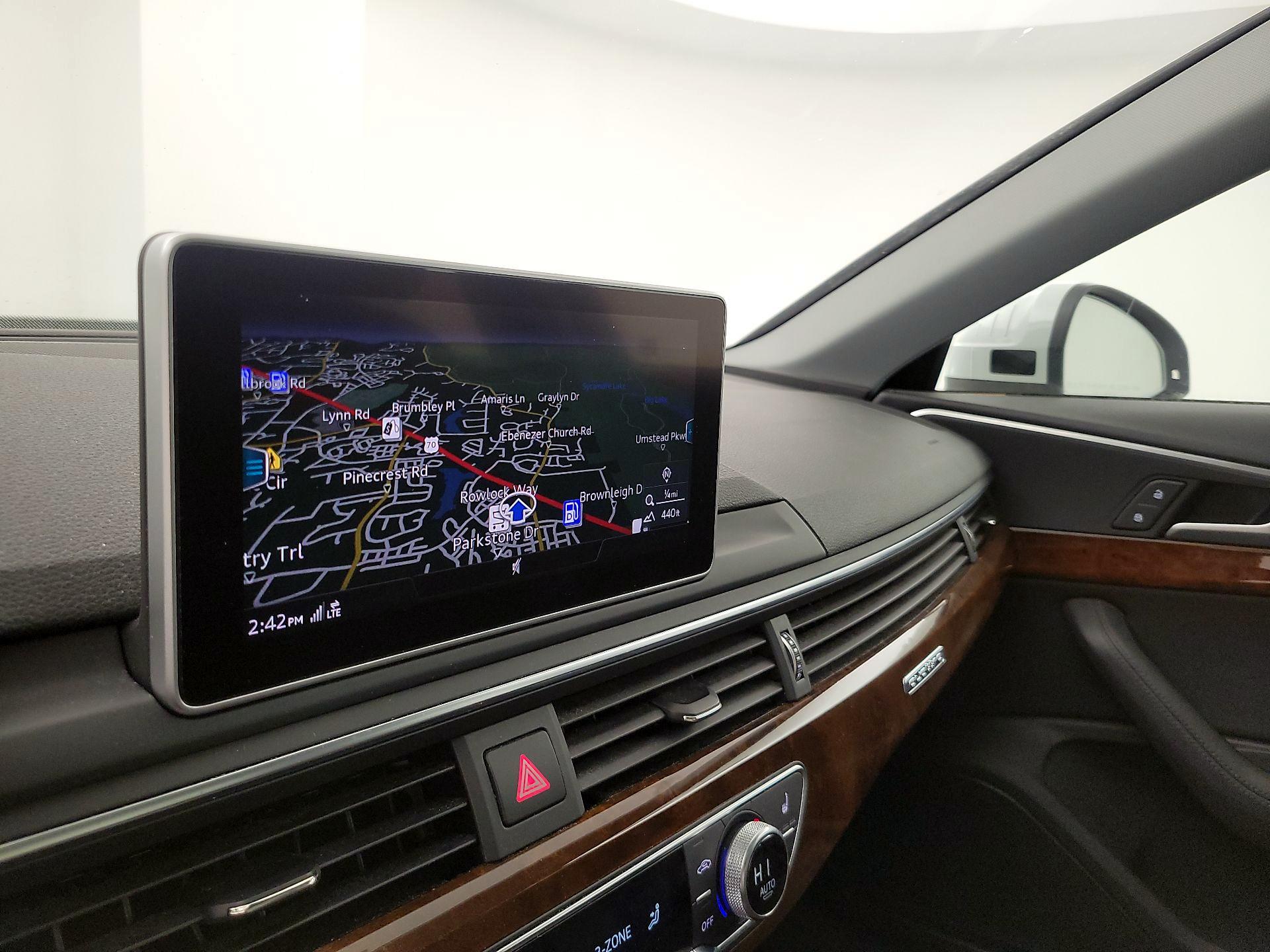 Thumbnail: 2019 Audi A4 - 14