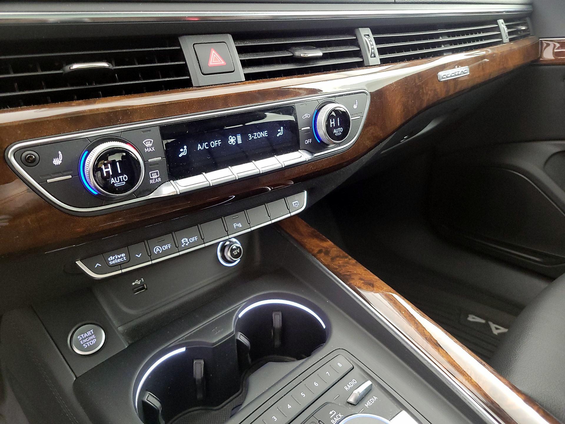 Thumbnail: 2019 Audi A4 - 17