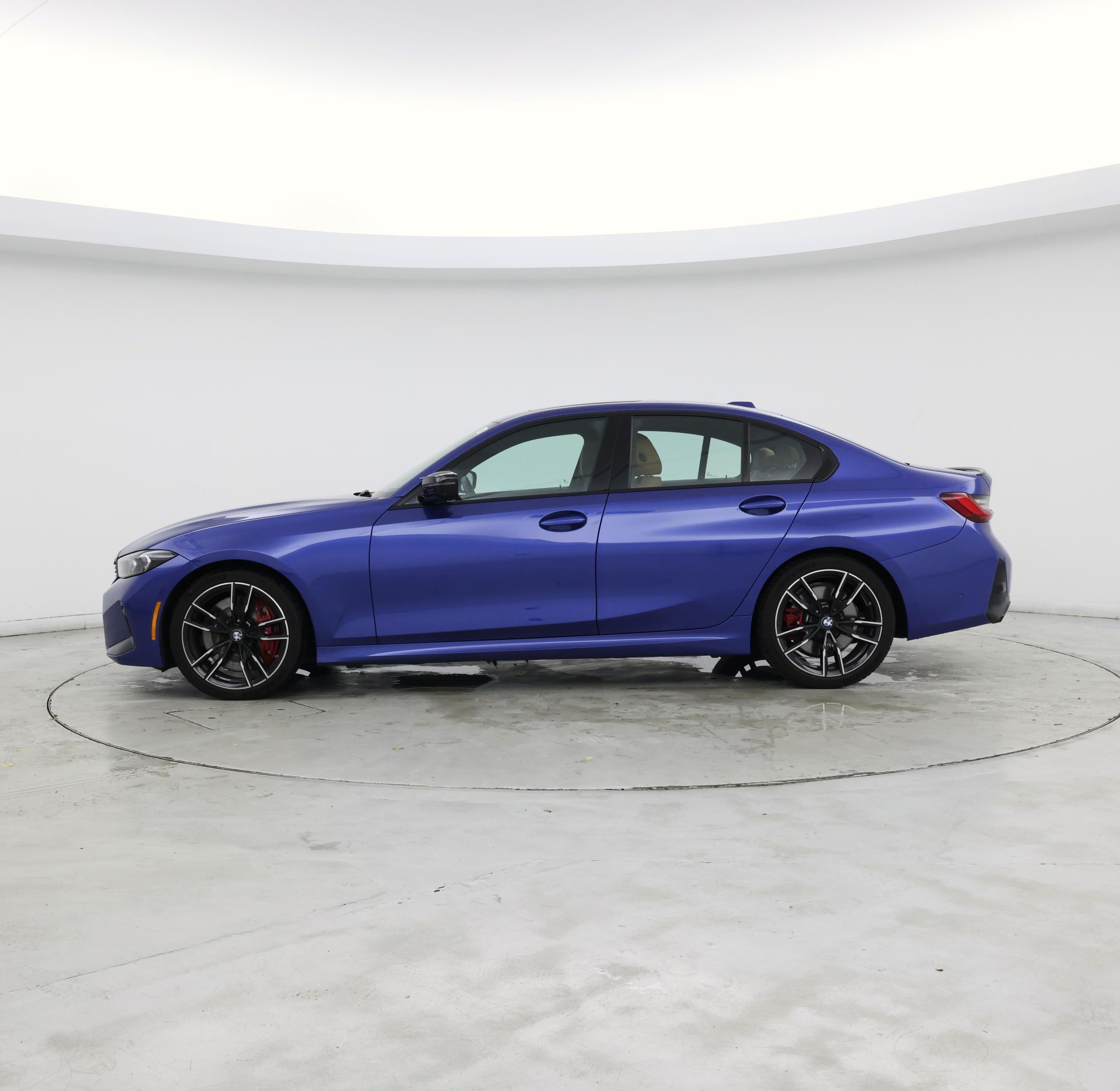Thumbnail: 2024 BMW 3 Series - 3