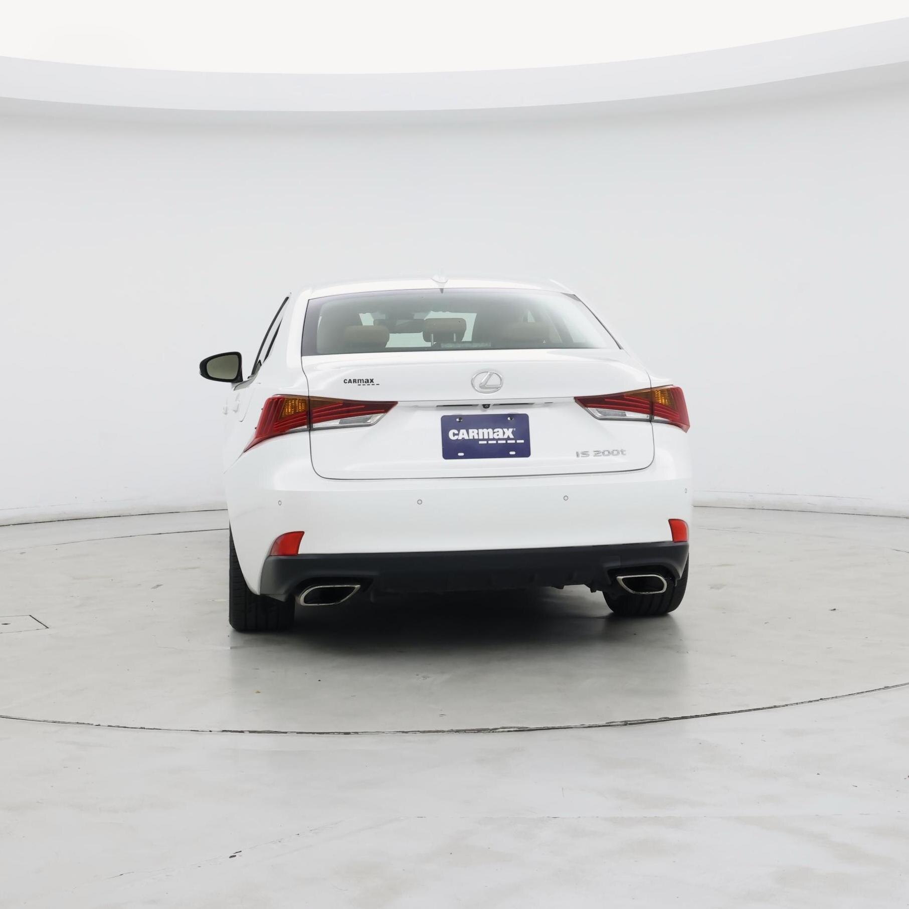 Thumbnail: 2017 Lexus IS - 6